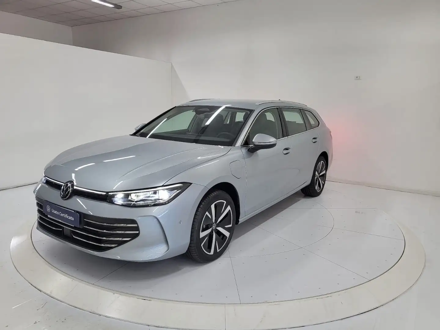 Volkswagen Passat 1.5 TSI EHYBRID BUINESS DSG 204 C MY 24 Gri - 1