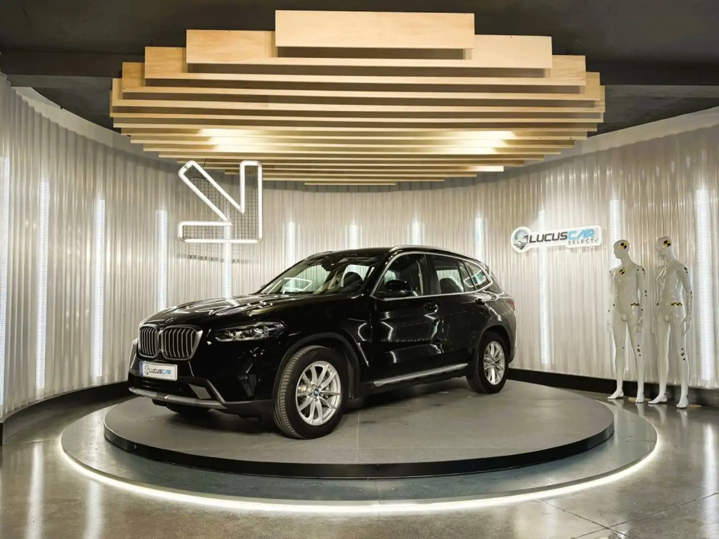 BMW X3 xDrive 20dA xLine Schwarz - 1