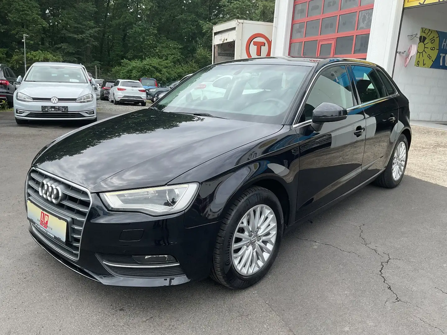 Audi A3 Sportback ambiente Xenon PDC Alu.Tempomat Eu6 Černá - 1