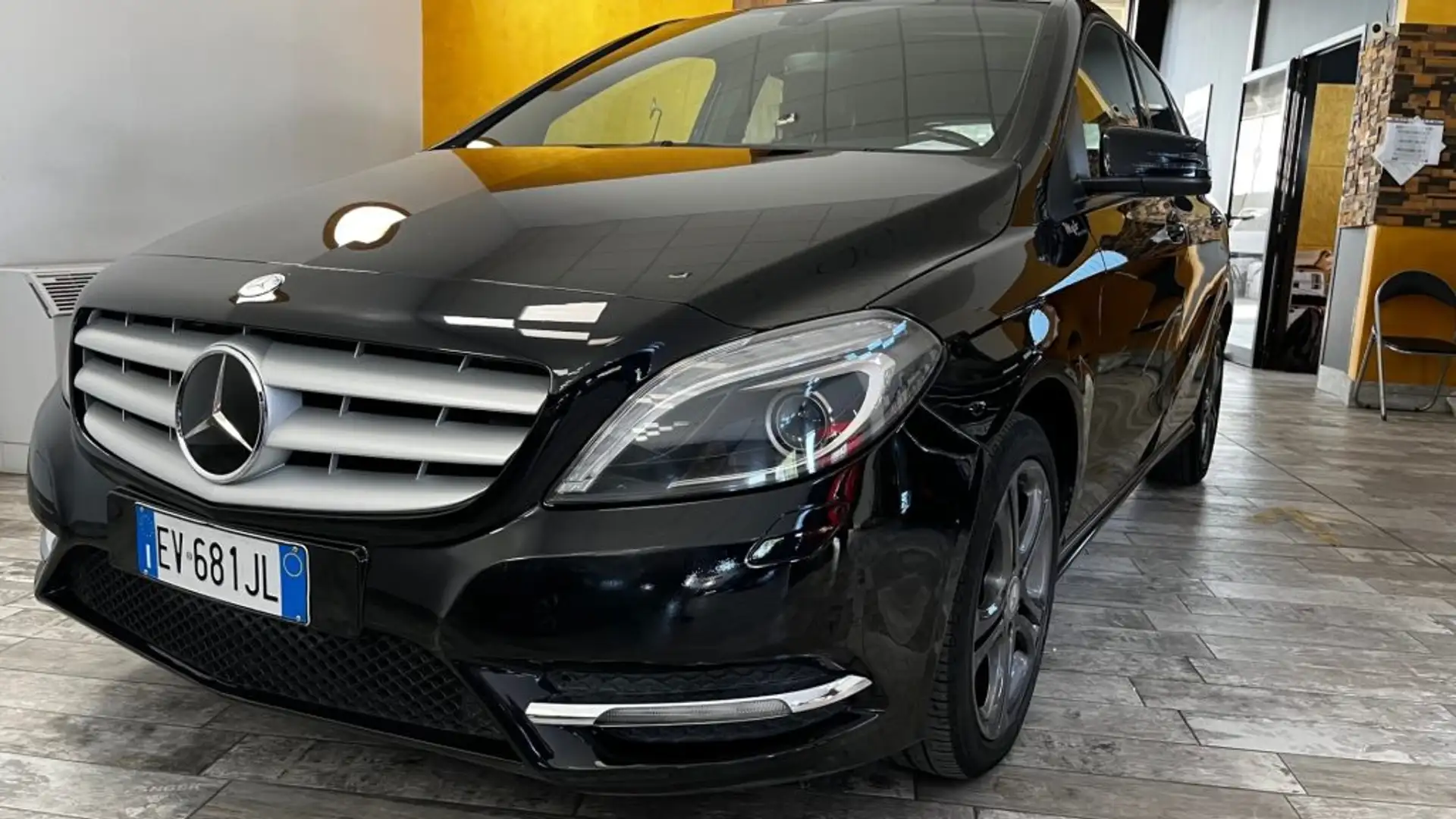 Mercedes-Benz B 180 CDI Premium + TETTO - -OTTIME CONDIZIONI Nero - 2