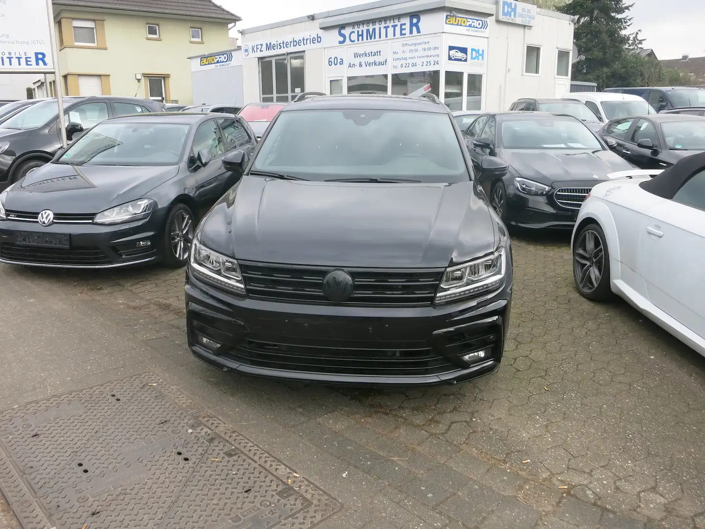 Volkswagen Tiguan R-Line,High-Line,DSG,Pano,4x4 Schwarz - 1