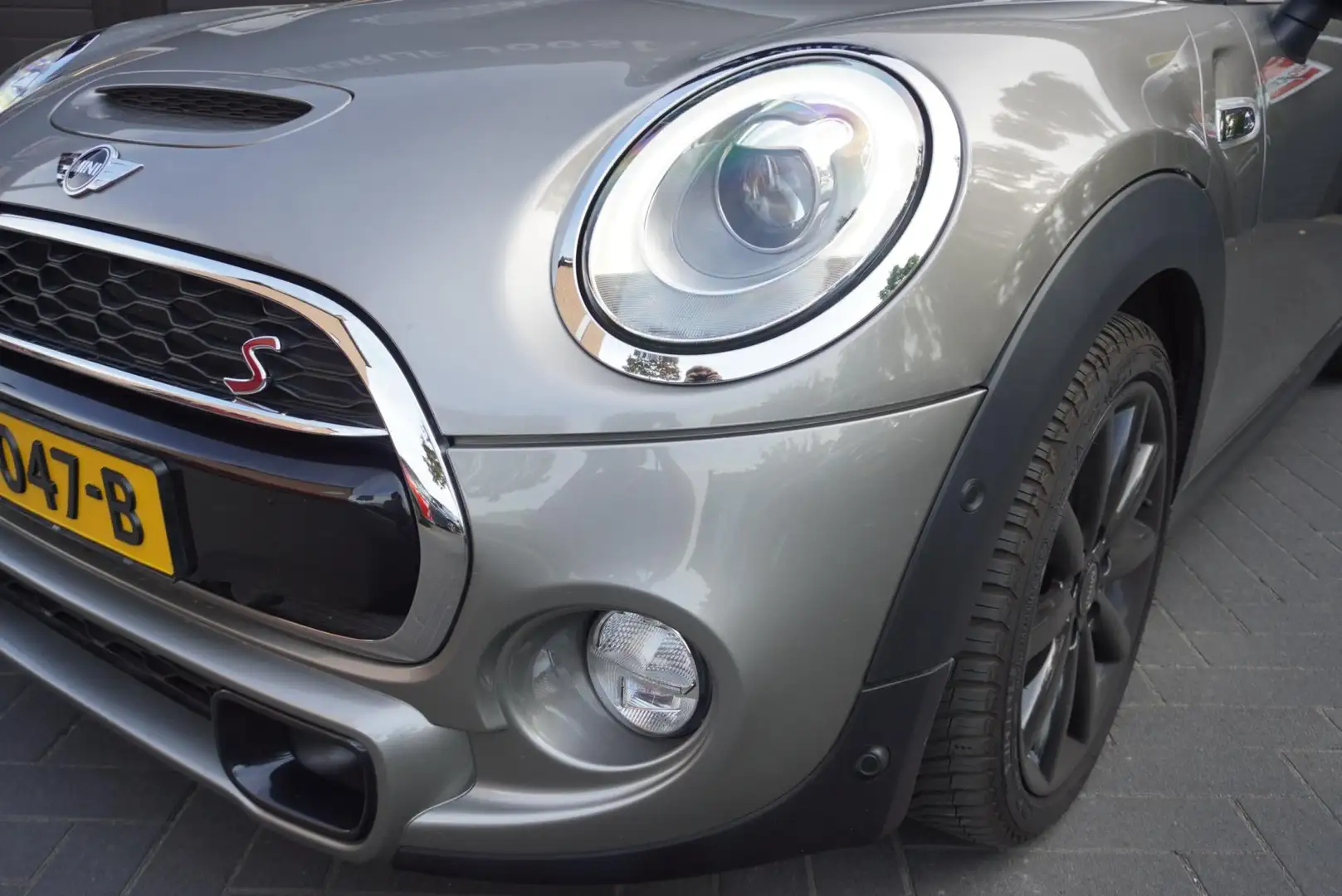 MINI Cooper S Cabrio Mini 2.0 Airco/Navi/Camera/Park.sensoren Gris - 2