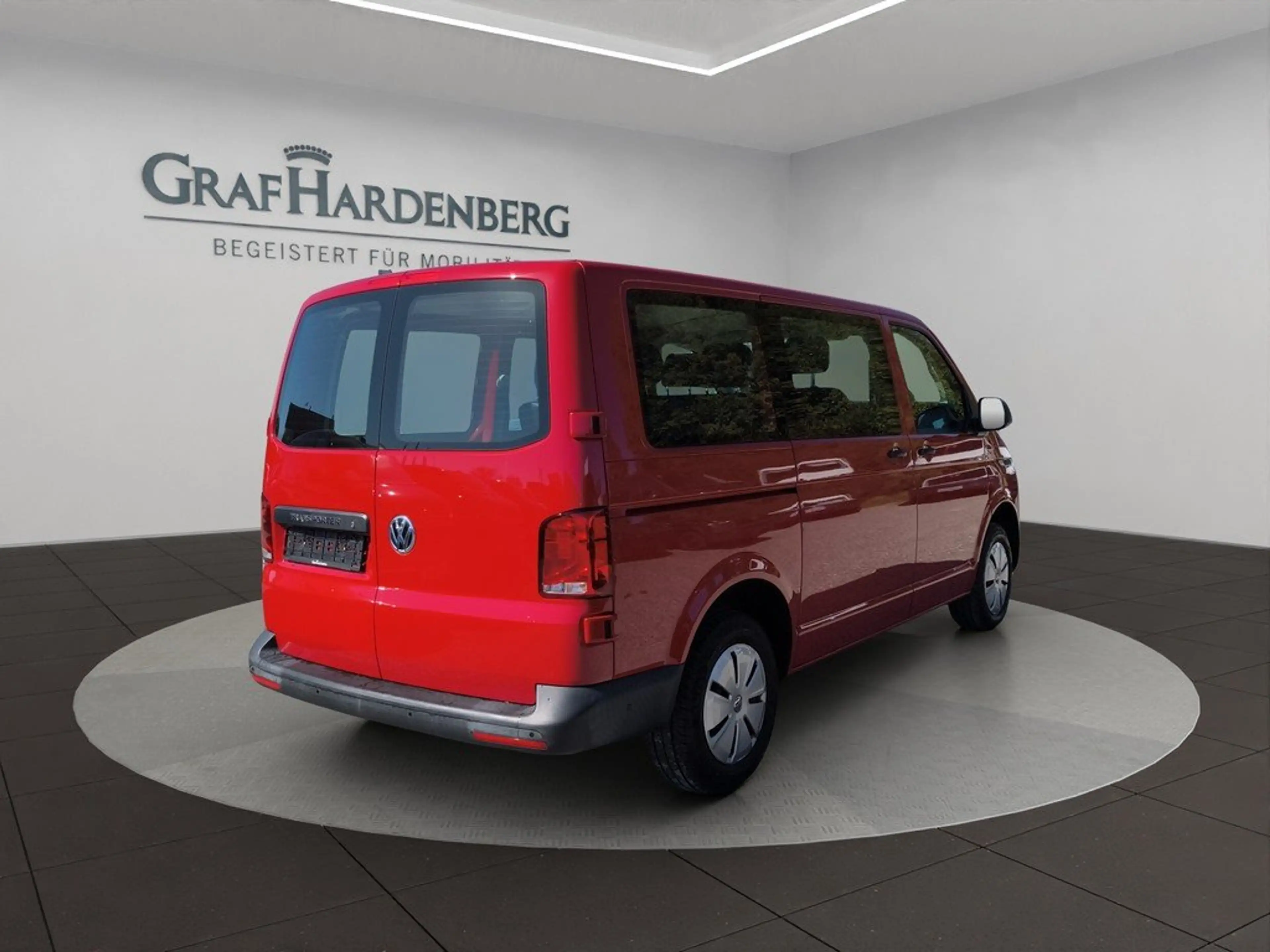 Volkswagen T6.1 Transporter Kombi EcoProfi 2.0 TDI DSG KR — photo 2