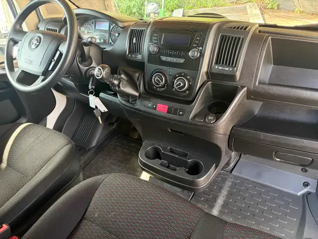 Fiat Ducato view 12