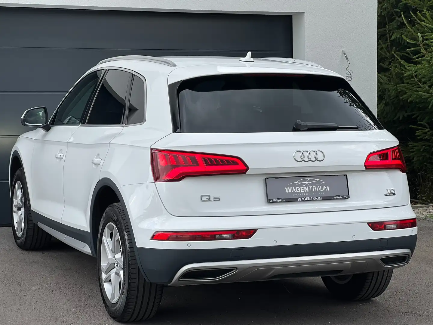 Audi Q5 2,0 TDI quattro S-tronic*KREDIT*SHZ*PDC*1.BESITZ Wit - 2