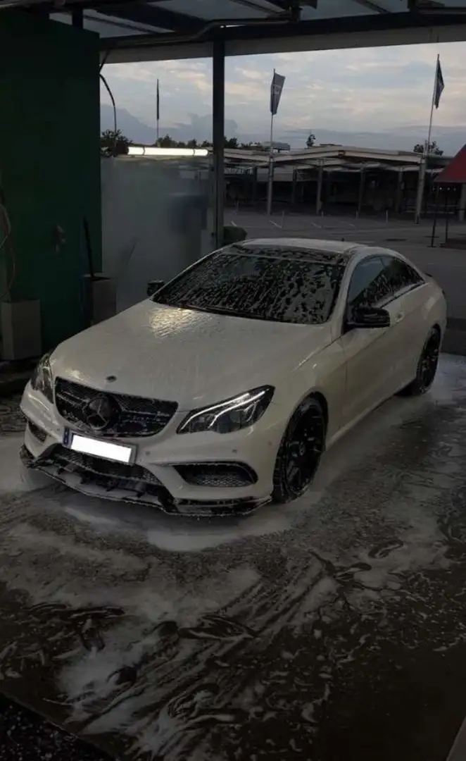 Mercedes-Benz E 220 BlueTEC Aut. - 1