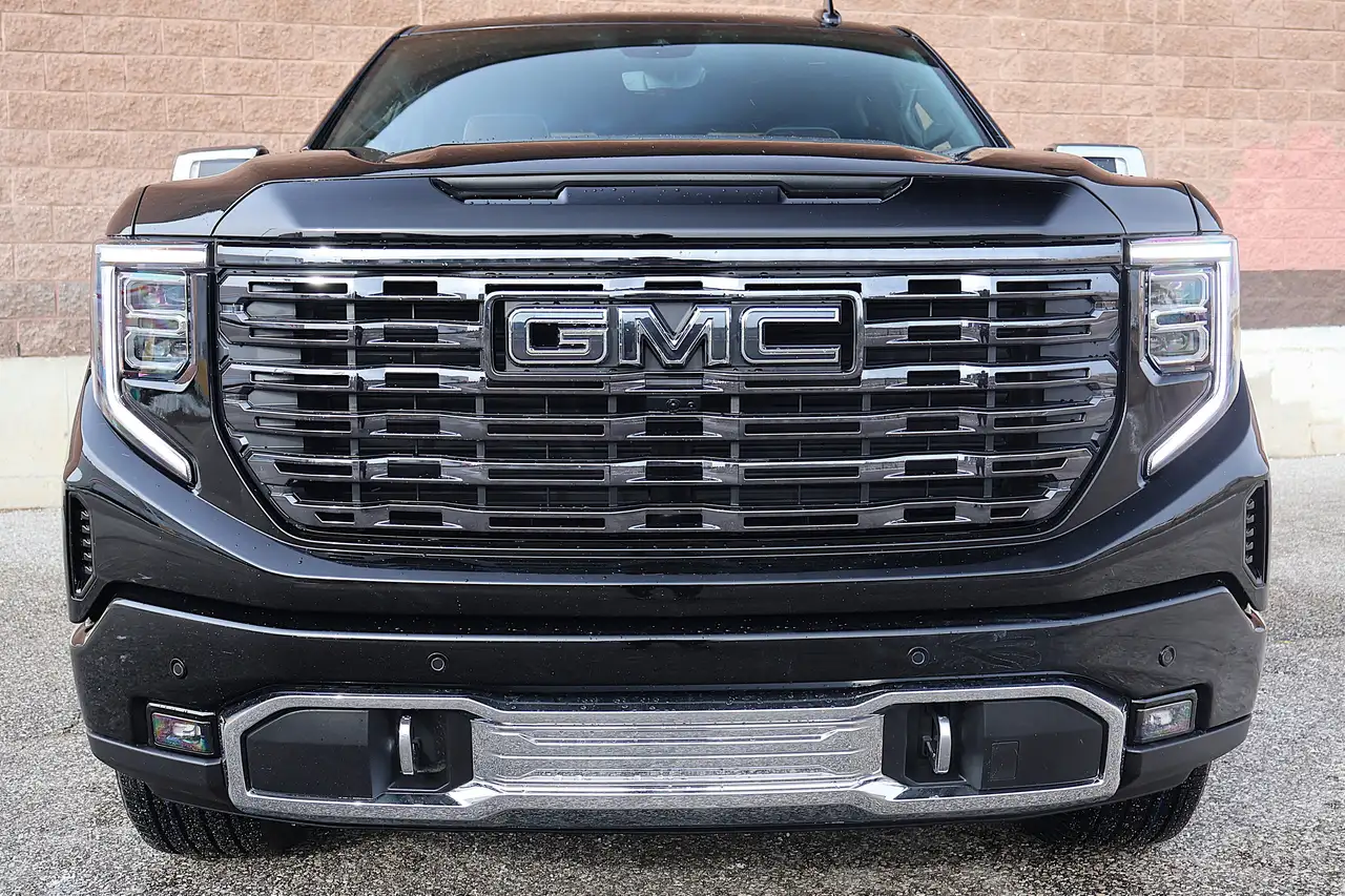 GMC Sierra 1500 снимка GMC Sierra 1500
