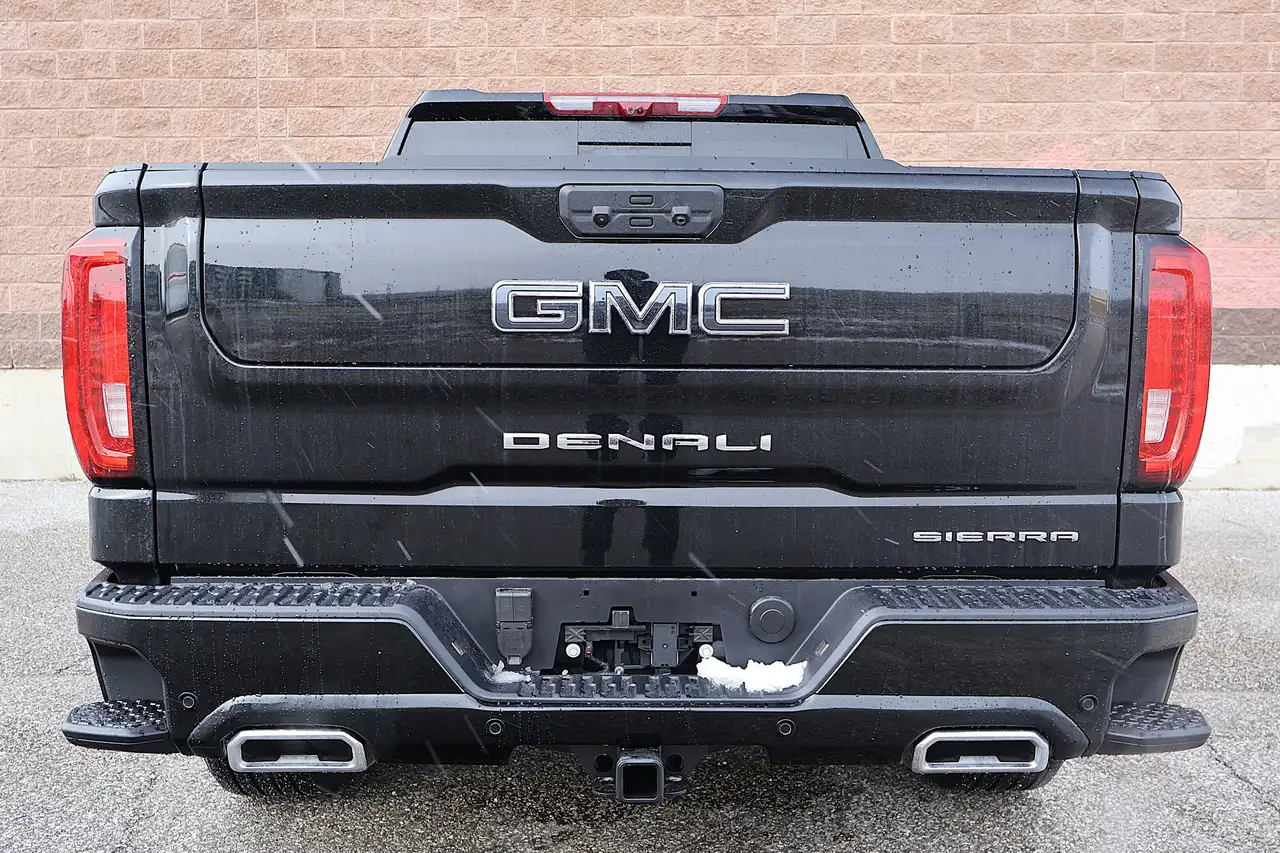 GMC Sierra 1500 снимка GMC Sierra 1500