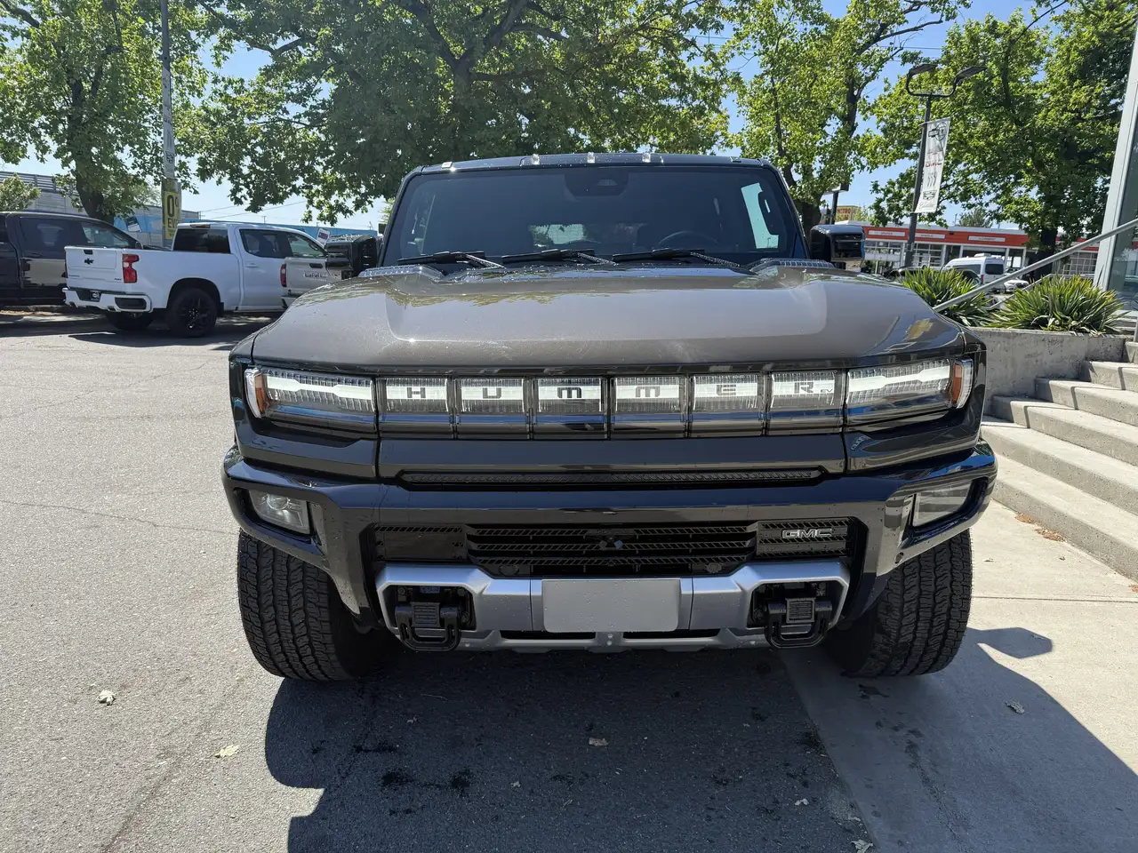 GMC HUMMER EV SUV снимка GMC HUMMER EV SUV