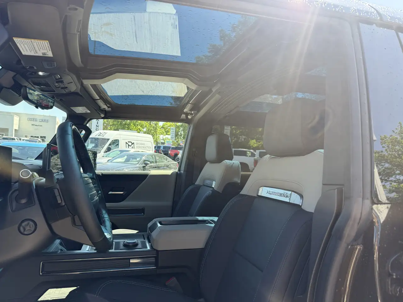 GMC HUMMER EV SUV снимка GMC HUMMER EV SUV