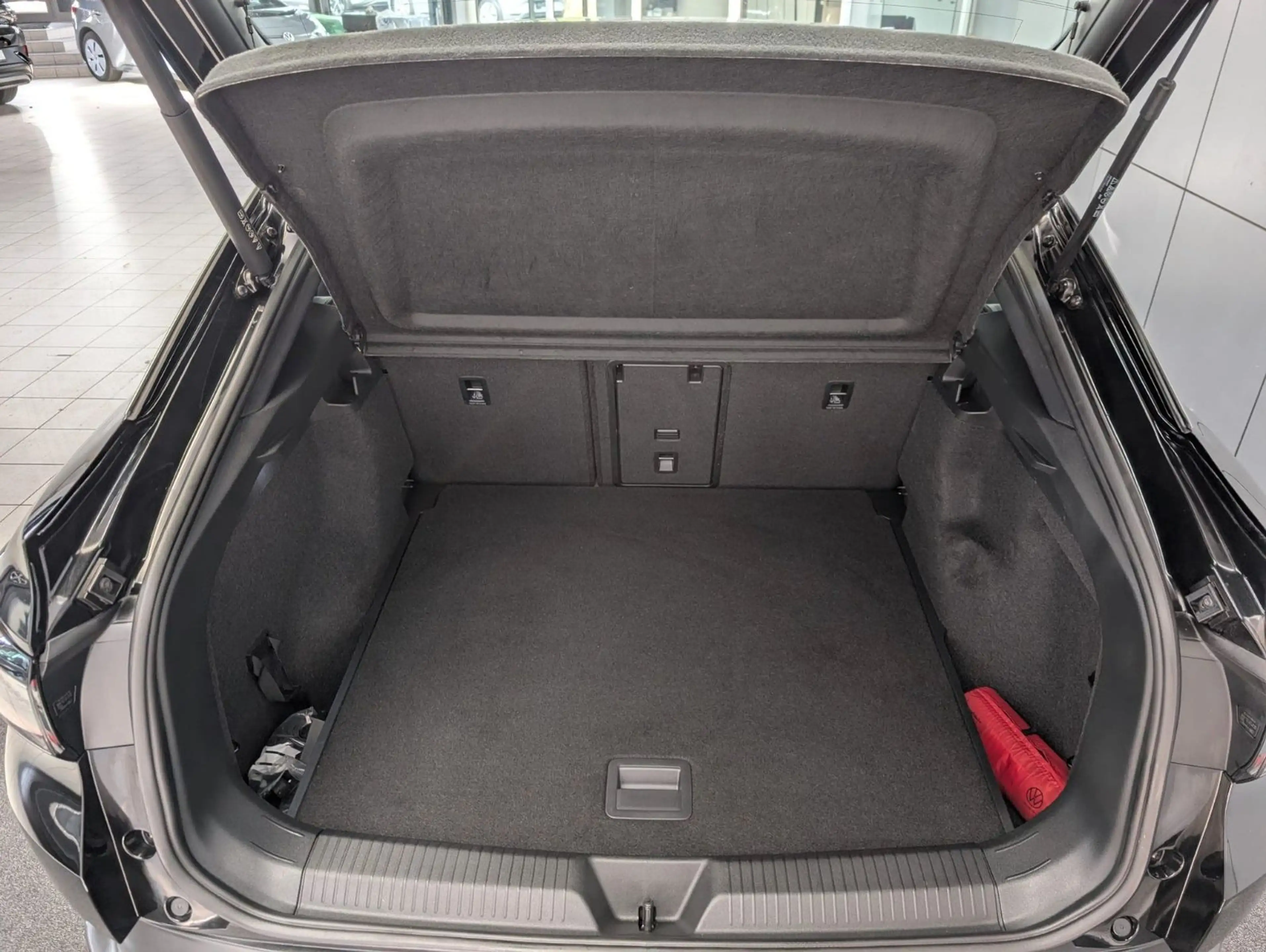 Volkswagen ID.5 Pro Performance 150 kW — photo 9