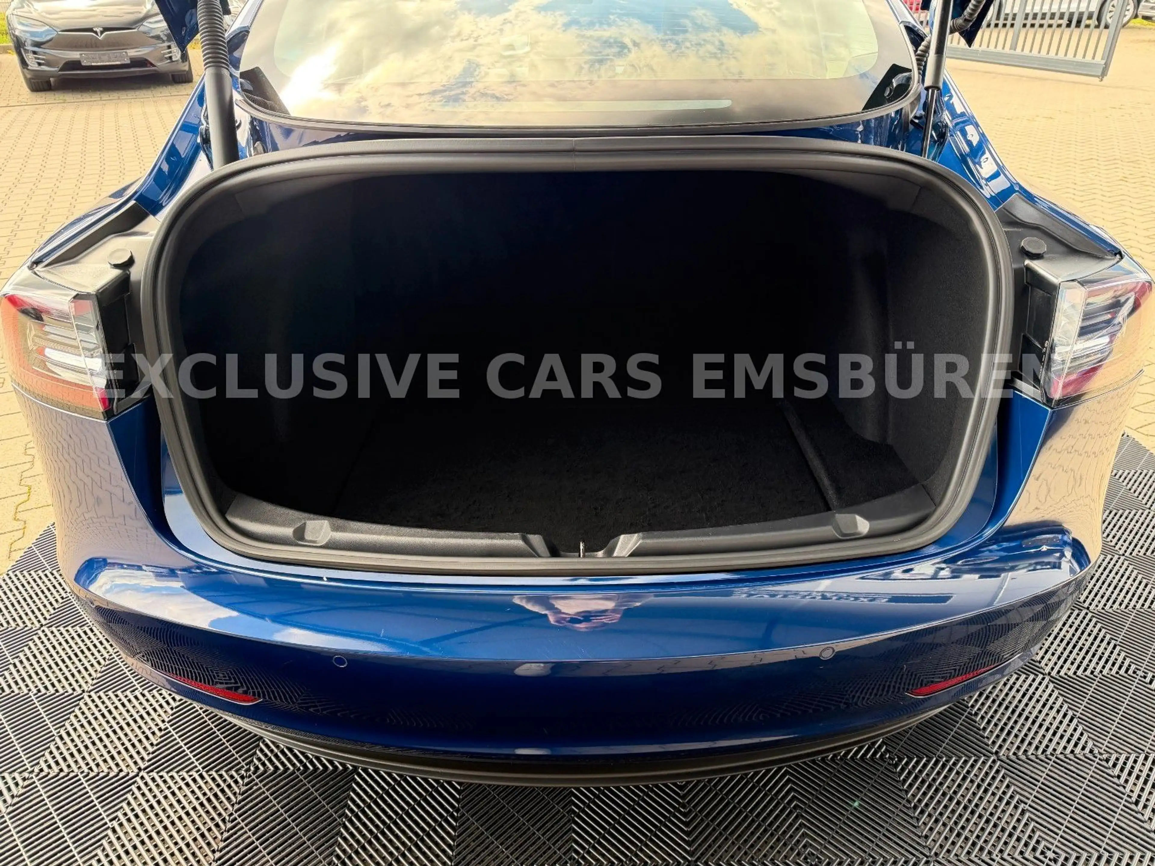 Tesla Model 3 MODEL 3 LONG RANGE DUAL MOTOR | ENHANCED AP  | — photo 5