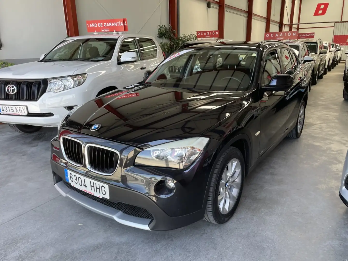 BMW X1 xDrive 18d Negro - 1