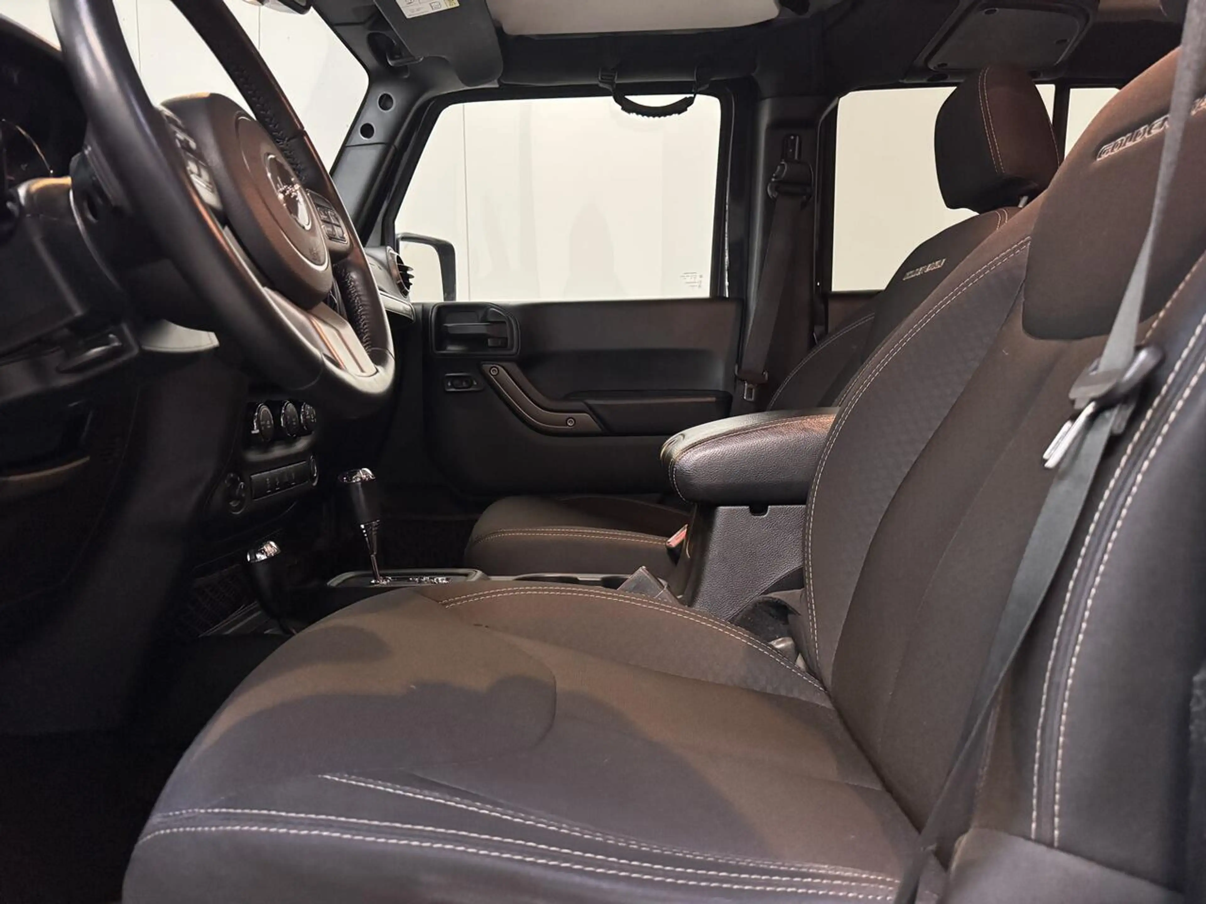 Jeep Wrangler 2.8 CRD 4x4 Autom. - Airco - Topstaat! — photo 11