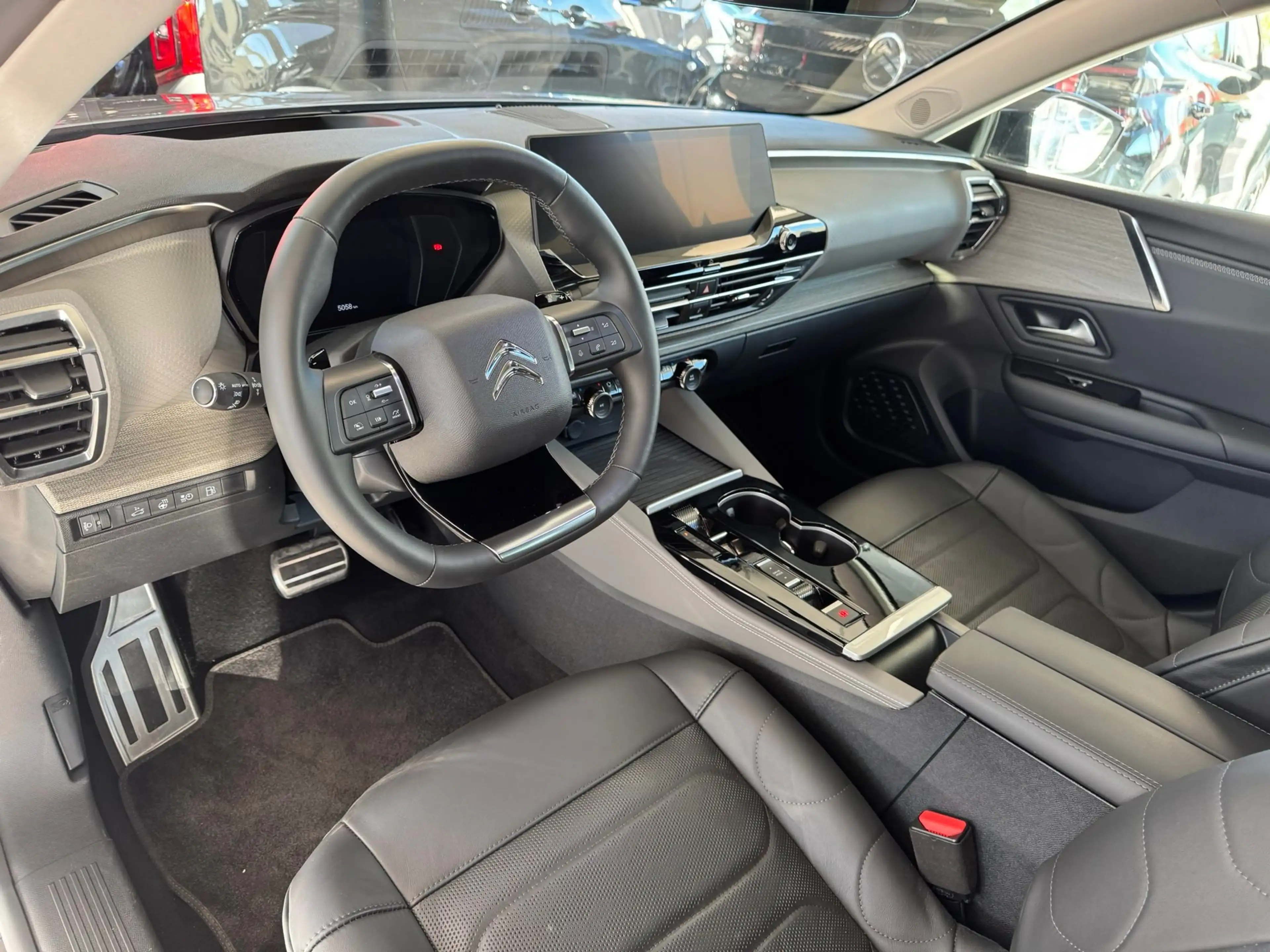 Citroen C5 X 1.6 Plug-in Hybrid ShinePack 225pk FULL OPTION — photo 9