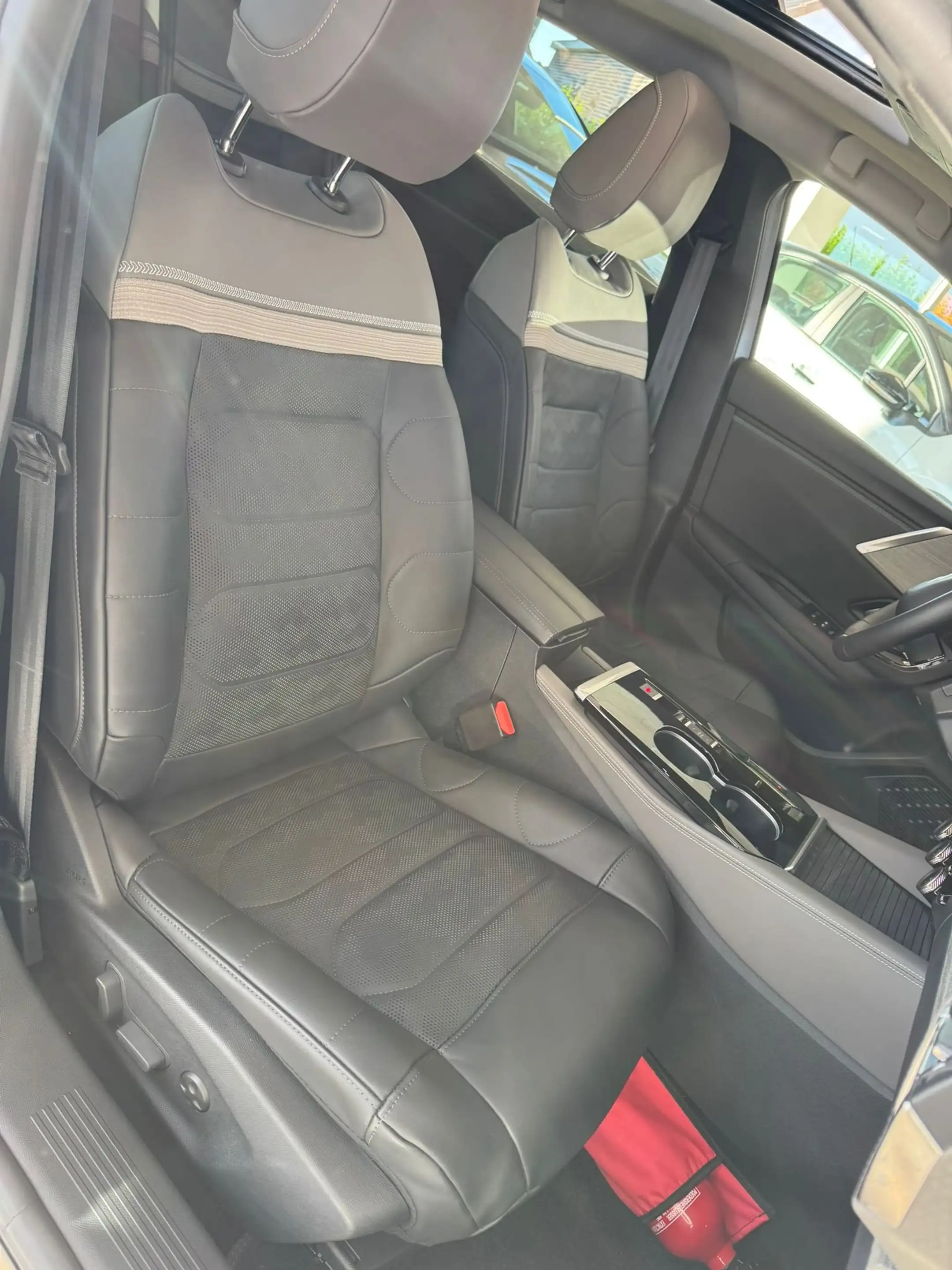 Citroen C5 X 1.6 Plug-in Hybrid ShinePack 225pk FULL OPTION — photo 12
