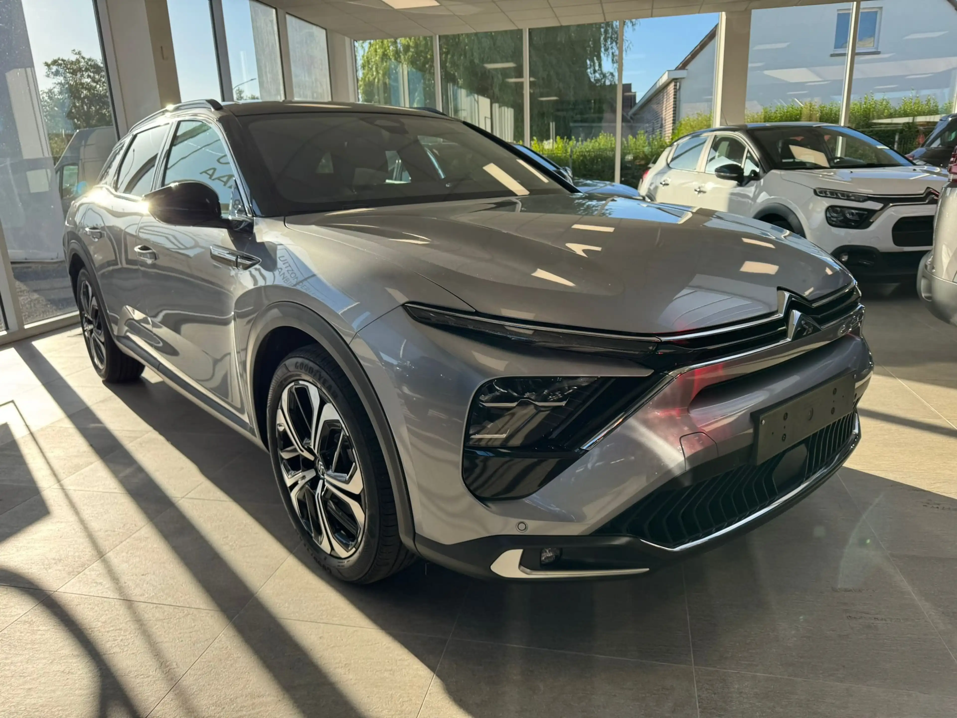 Citroen C5 X 1.6 Plug-in Hybrid ShinePack 225pk FULL OPTION — photo 3