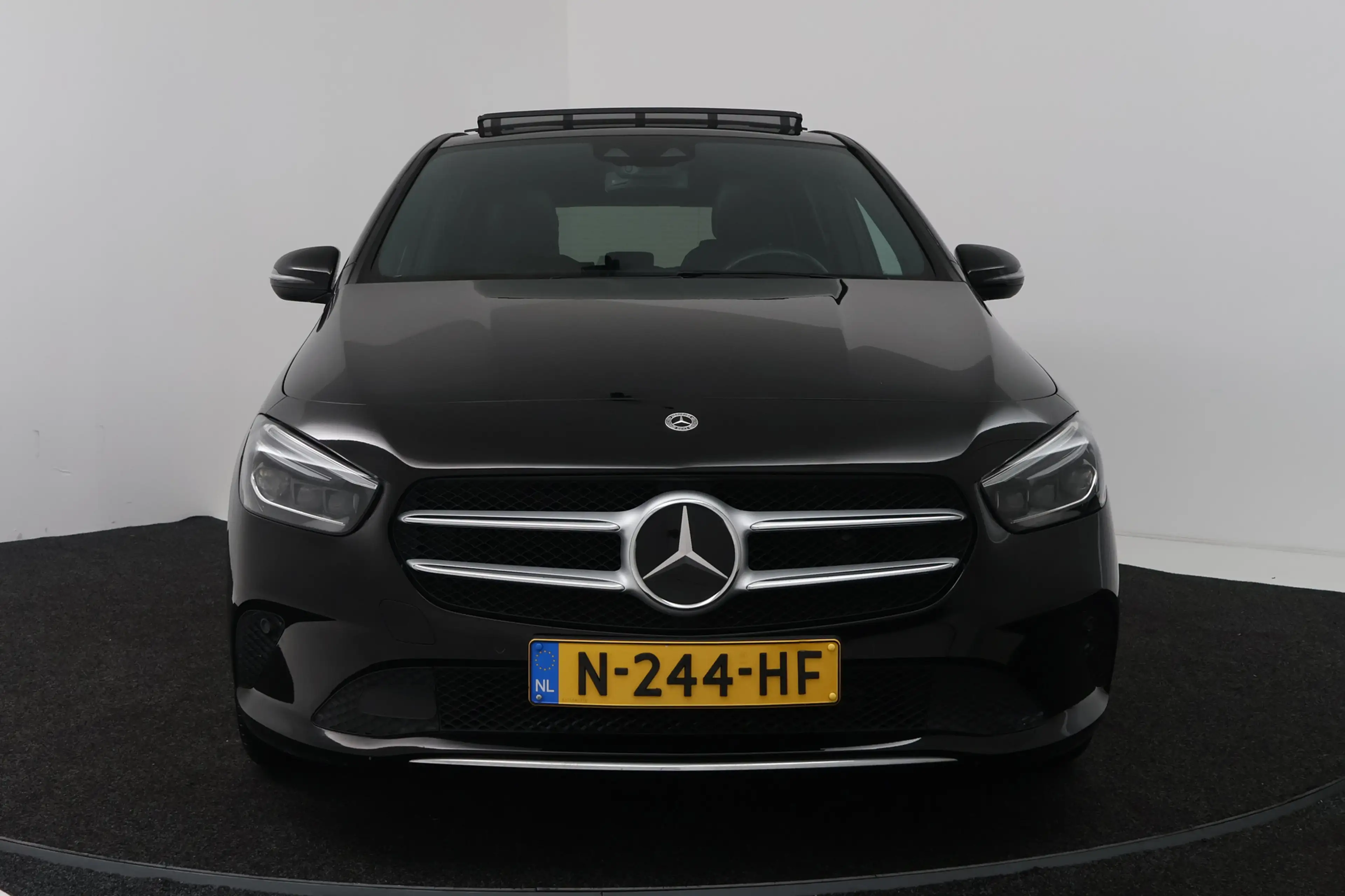 Mercedes-Benz B 200 Business Solution Luxury (PANORAMADAK, MEMORY SEAT — photo 18