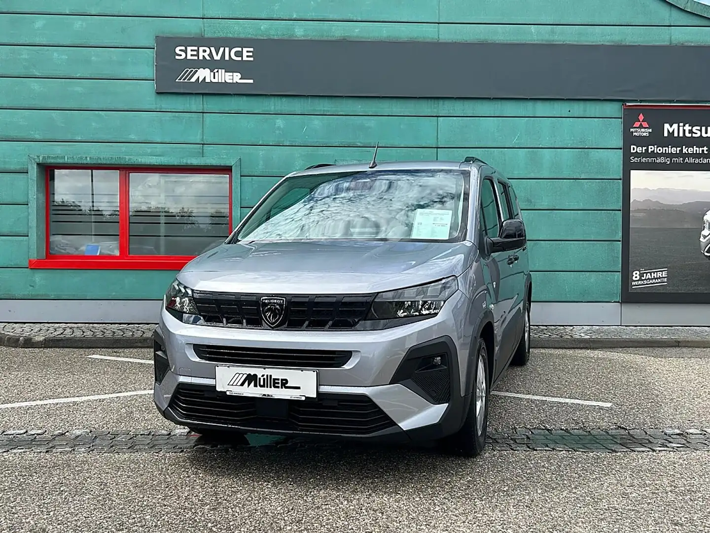 Peugeot Rifter XL Allure 1,5 B-Hdi 100PS 6 Gang Grau - 2