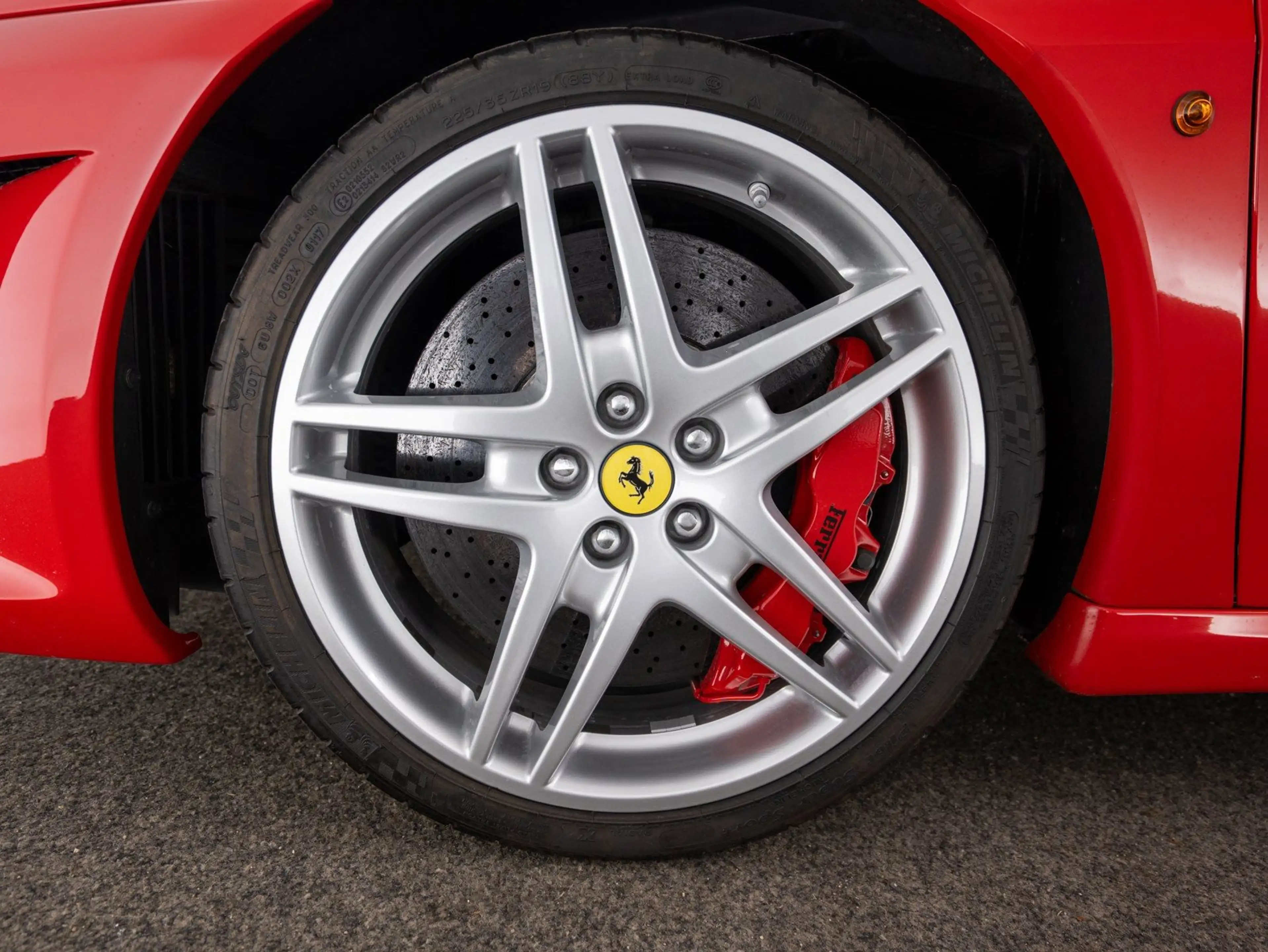 Ferrari F430 — photo 13