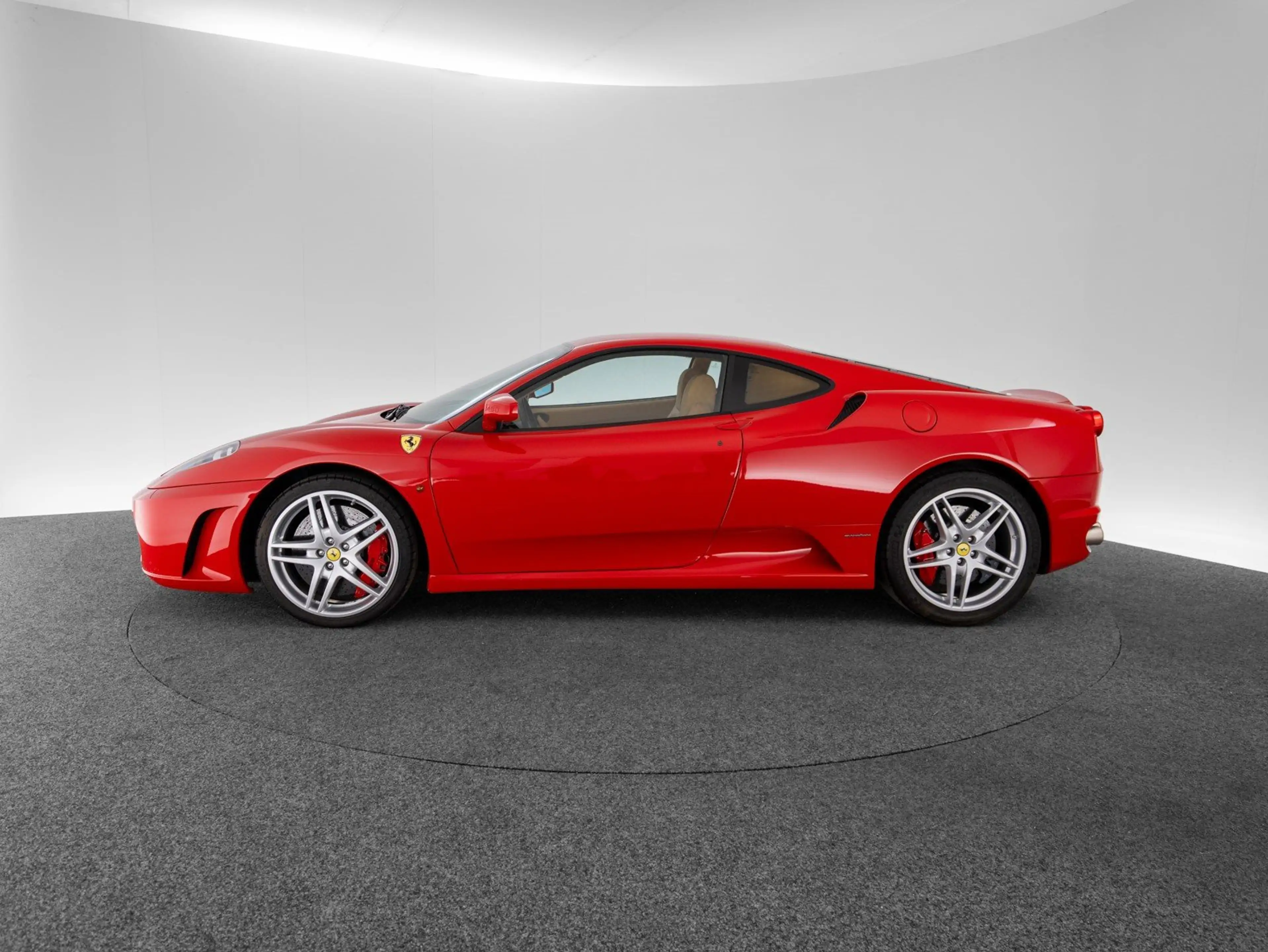 Ferrari F430 — photo 7