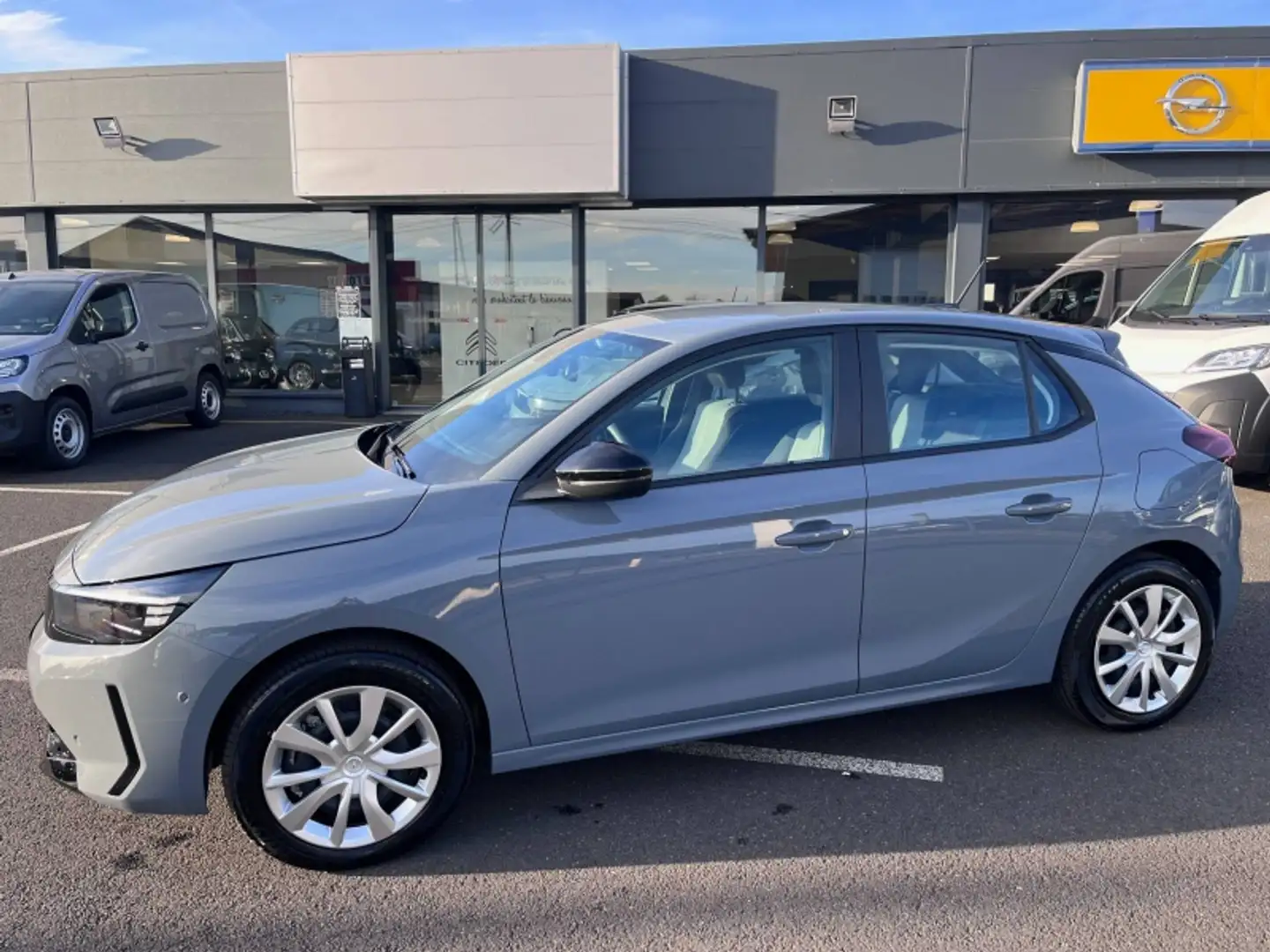 Opel Corsa-e Electric 136ch Gris - 2