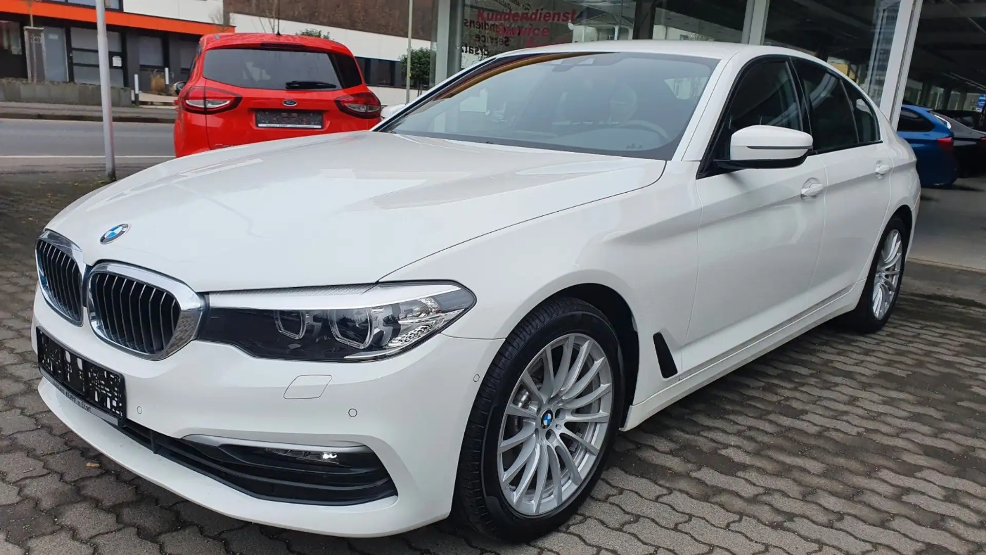 BMW 520 d,Vollleder,Sitzmemory,18-Zoll,M-Lenkr1.Hd., Weiß - 1