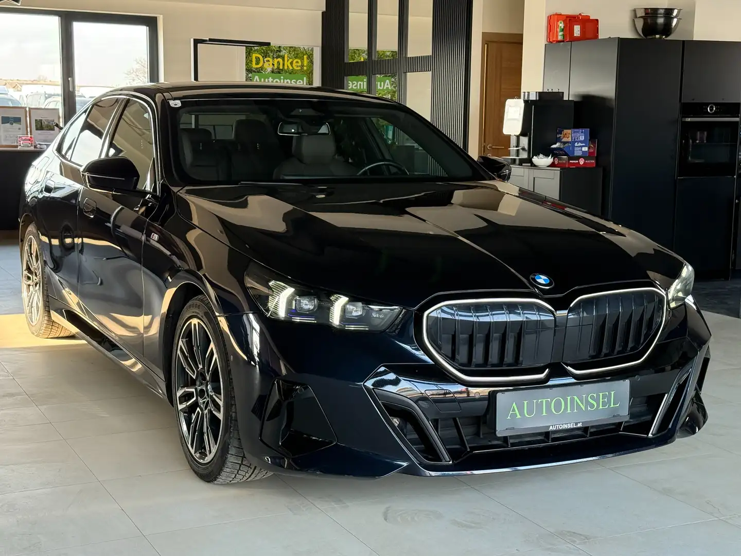 BMW 520 520 d M Sport Schwarz - 2
