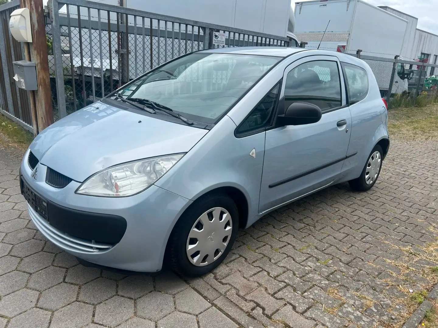 Mitsubishi Colt CZ3 Lim. 3-trg. 1.1 Inform Tüv 11.26 Klima Blau - 1