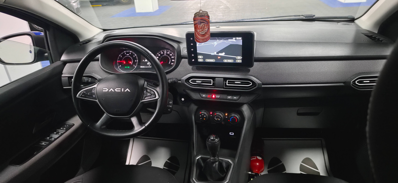Dacia Sandero Essence + LPG | Très bien équipée | Dispo de suite — photo 16