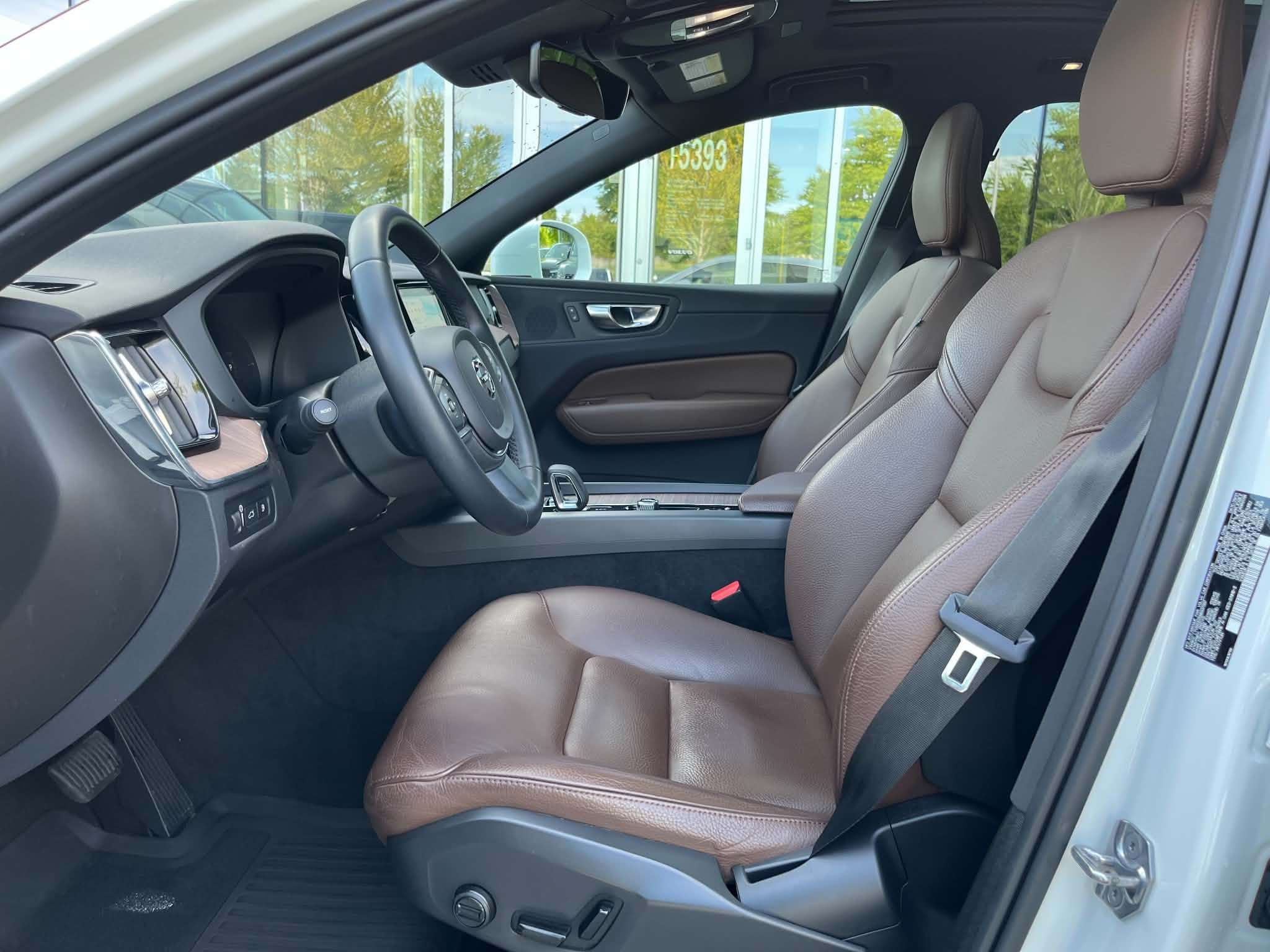 2022 Volvo XC60 Recharge Inscription Expression thumb 9