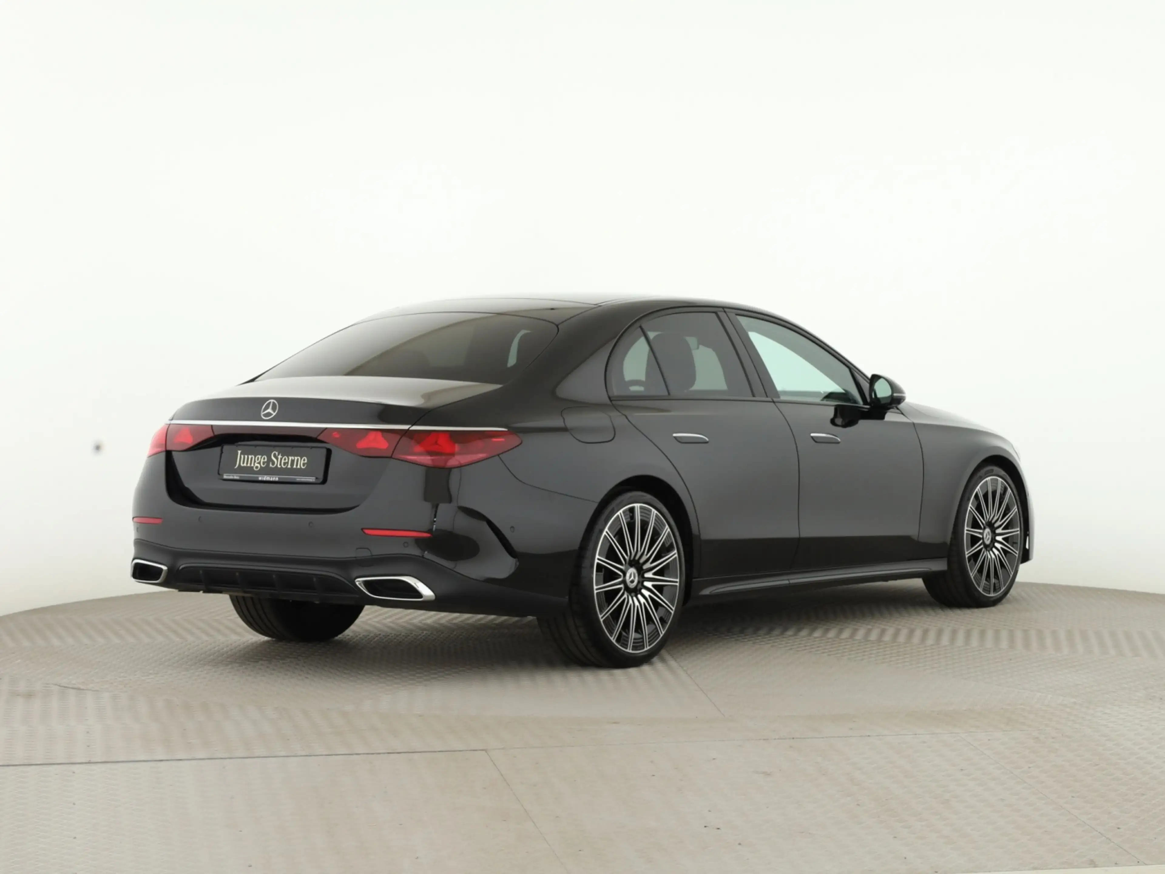 Mercedes-Benz E 450 d 4M AMG Adv Plus*Standh*Burmester*21 Zoll — photo 6