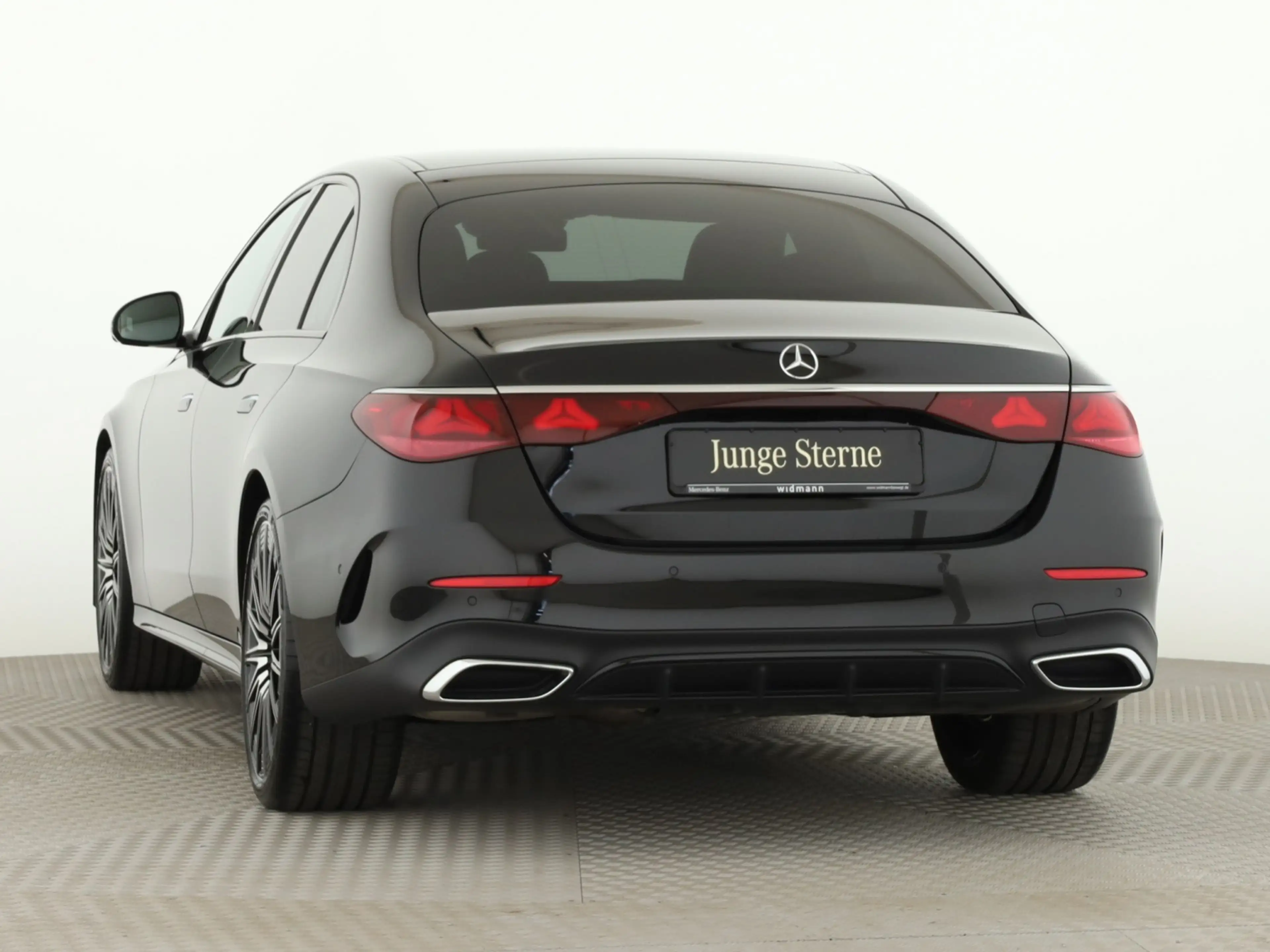 Mercedes-Benz E 450 d 4M AMG Adv Plus*Standh*Burmester*21 Zoll — photo 4