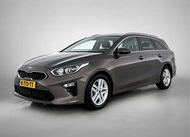 Kia Ceed SW / cee'd SW Sportswagon 1.0 T-GDi MHEV DynamicPlusLine Stuurve