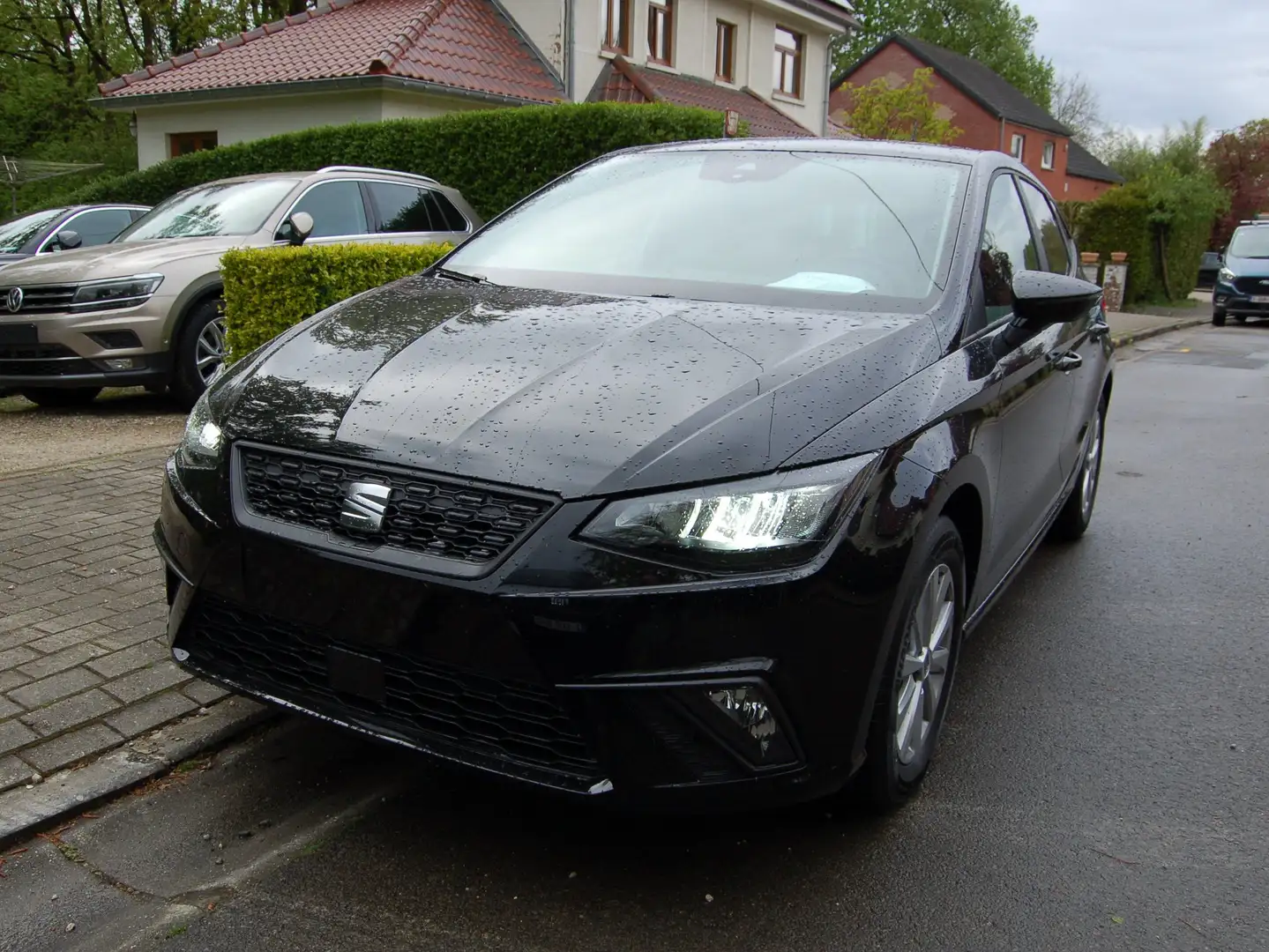 SEAT Ibiza 1.0i MPI Move! Full Link STYLE NEUVE 15.289 NETTO Noir - 2