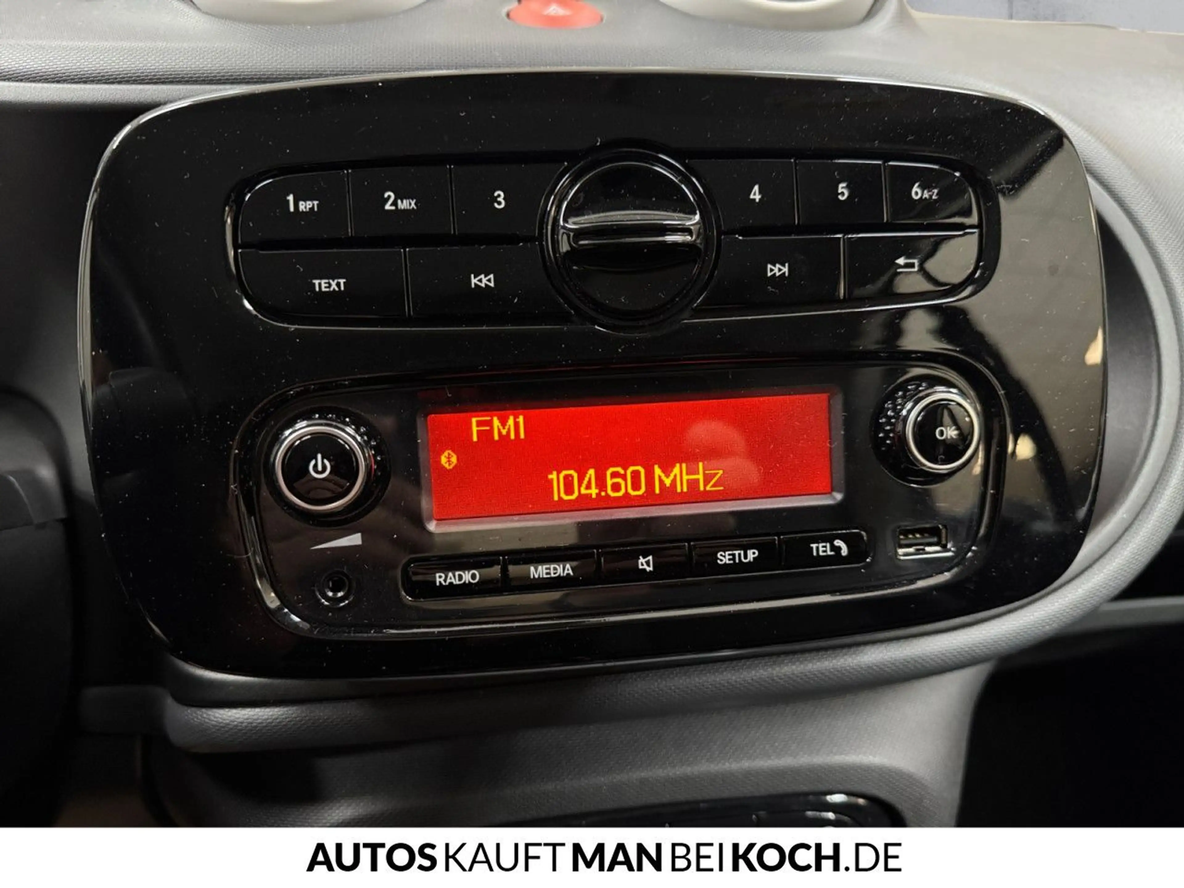 smart forTwo EQ LED Tagfahrlicht, Sitzheizung, 4Season Klima — photo 13