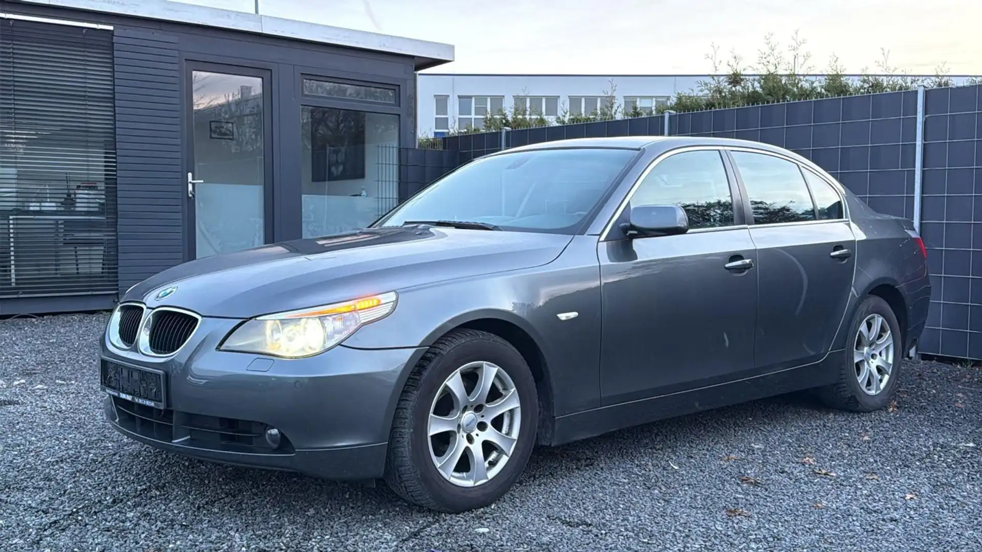 BMW 525 525i Gri - 1