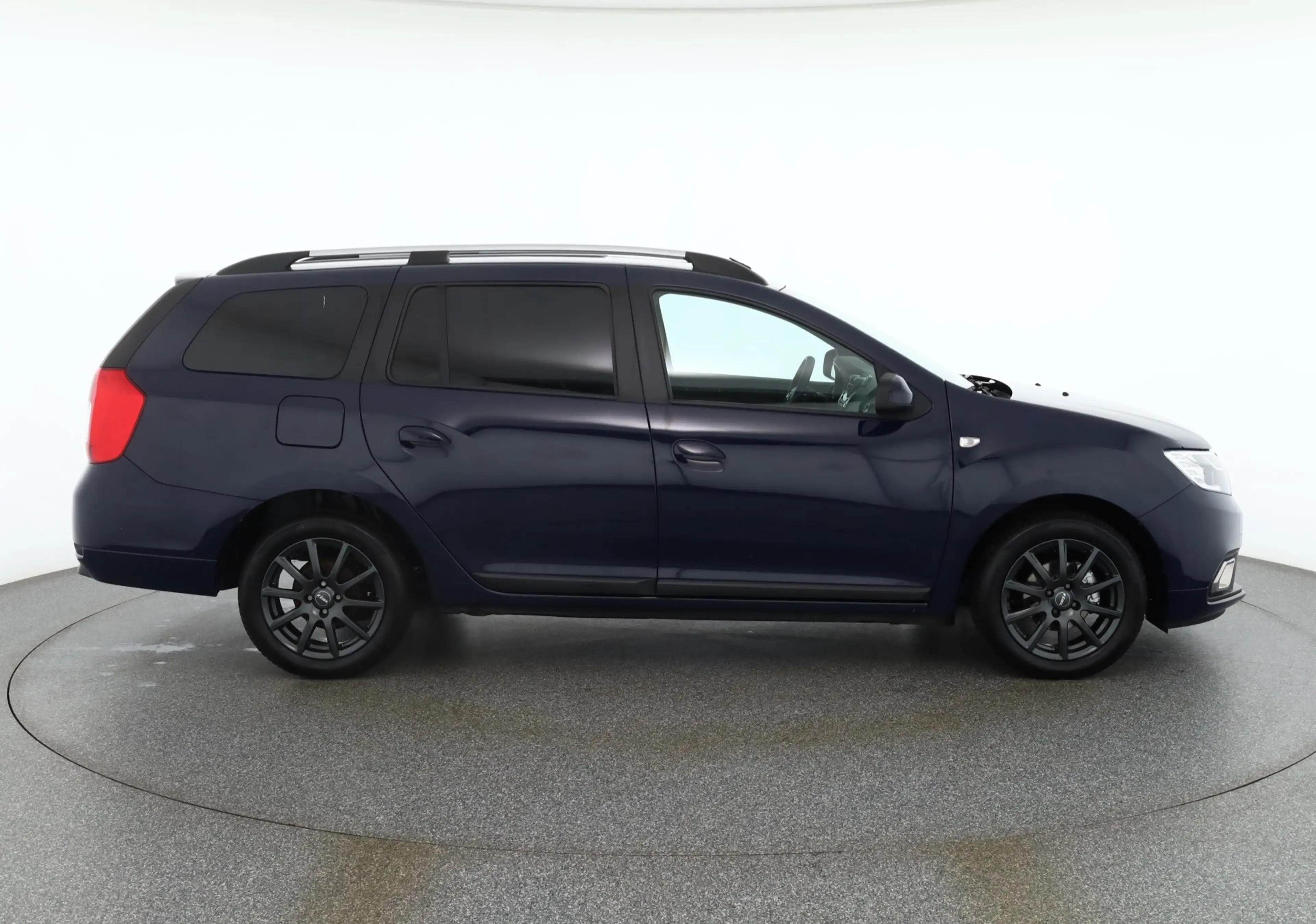 Dacia Logan Kombi 0.9 TCE Tempomat PDC Bluetooth USB — photo 6