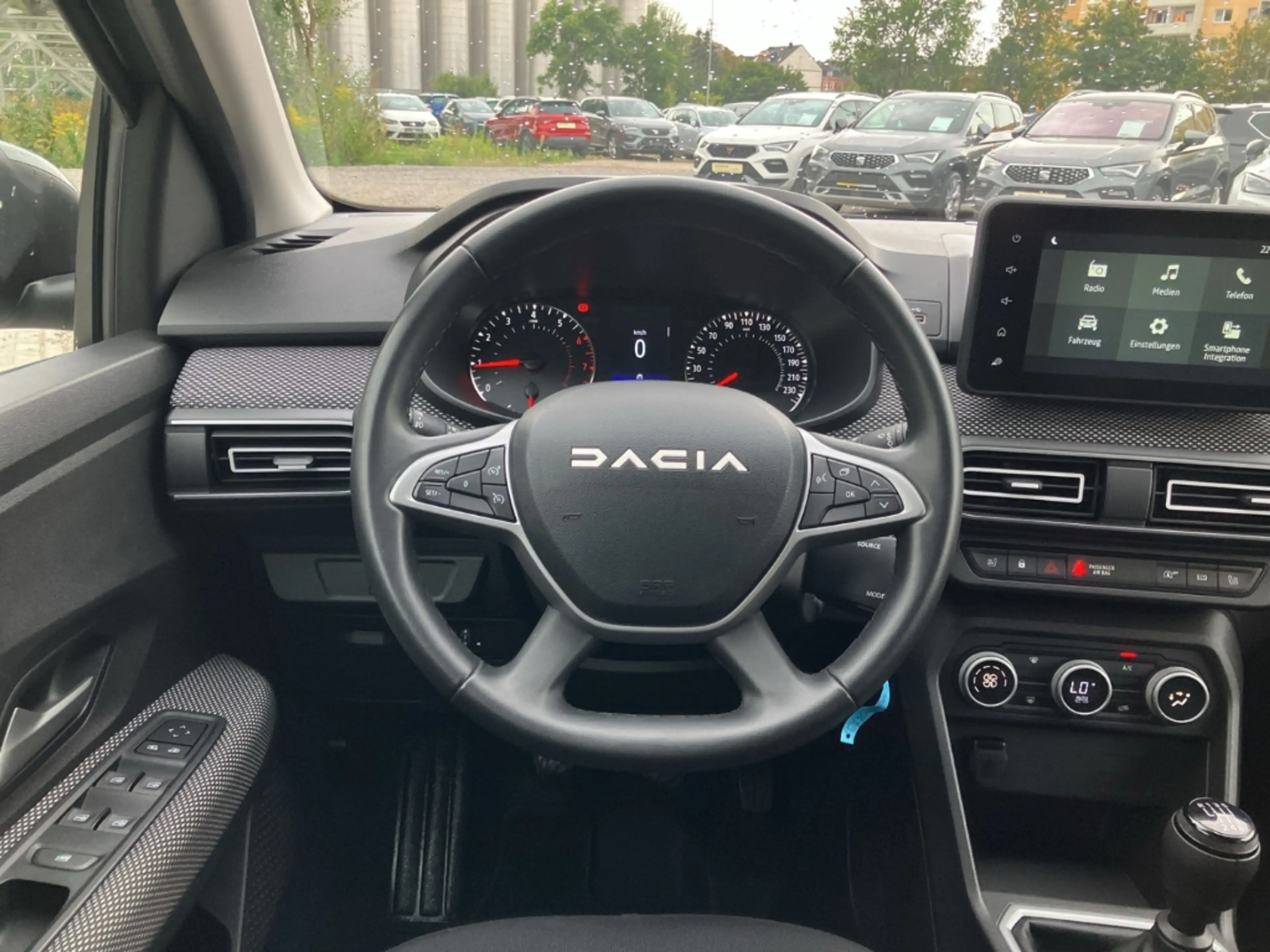 Dacia Jogger 1.0 TCe 110 EXPRESSION Expression PDC+DAB+SHZ+LED — photo 15