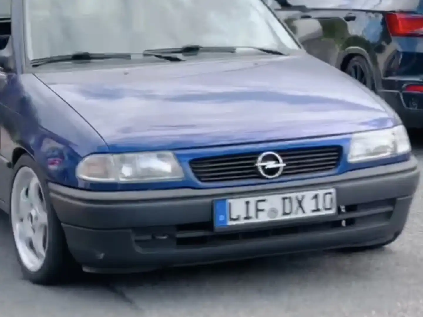 Opel Astra F CC Modrá - 2