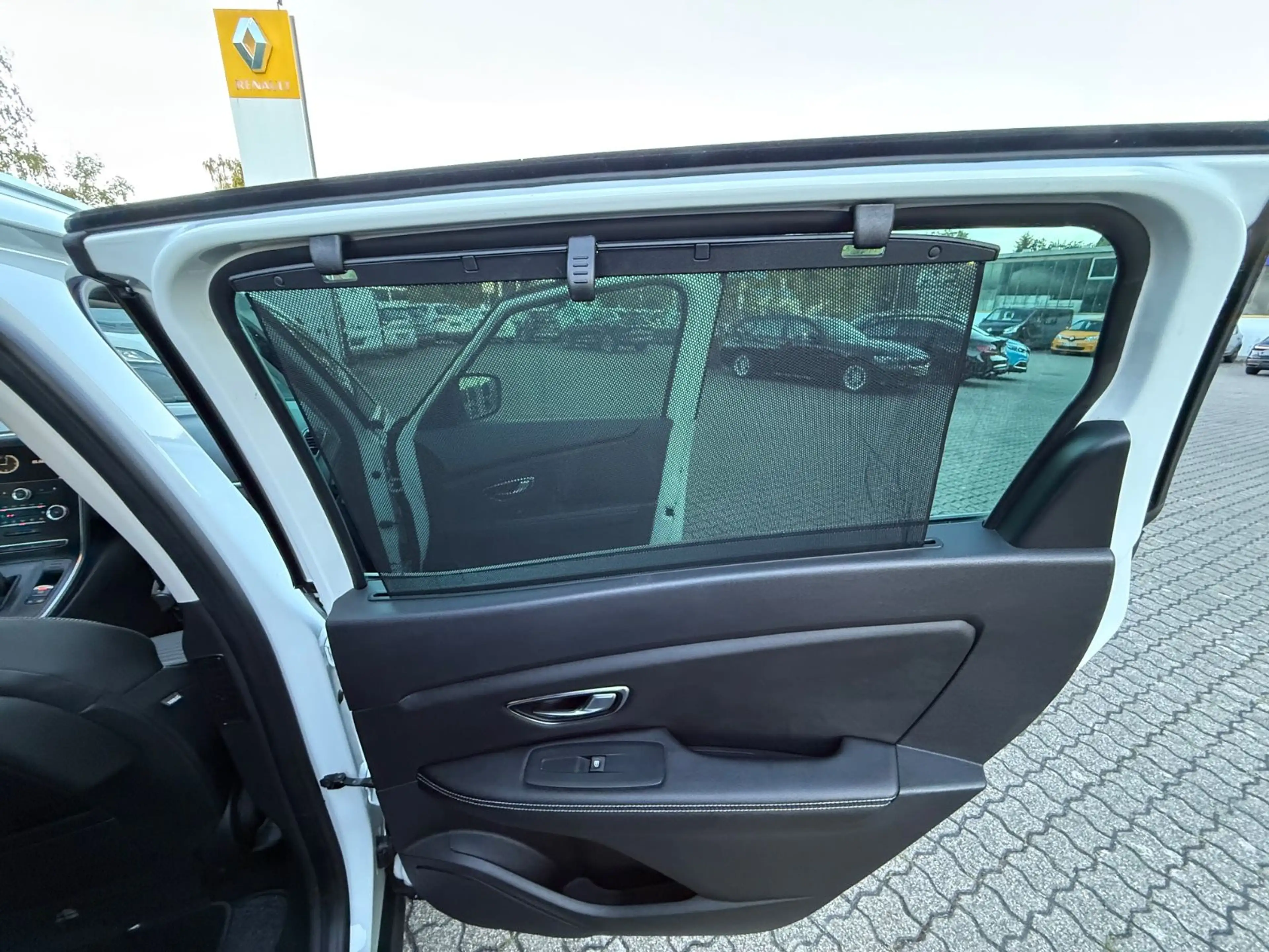 Renault Grand Scenic IV Business Edition*AUT*NAVI*LED* — photo 15