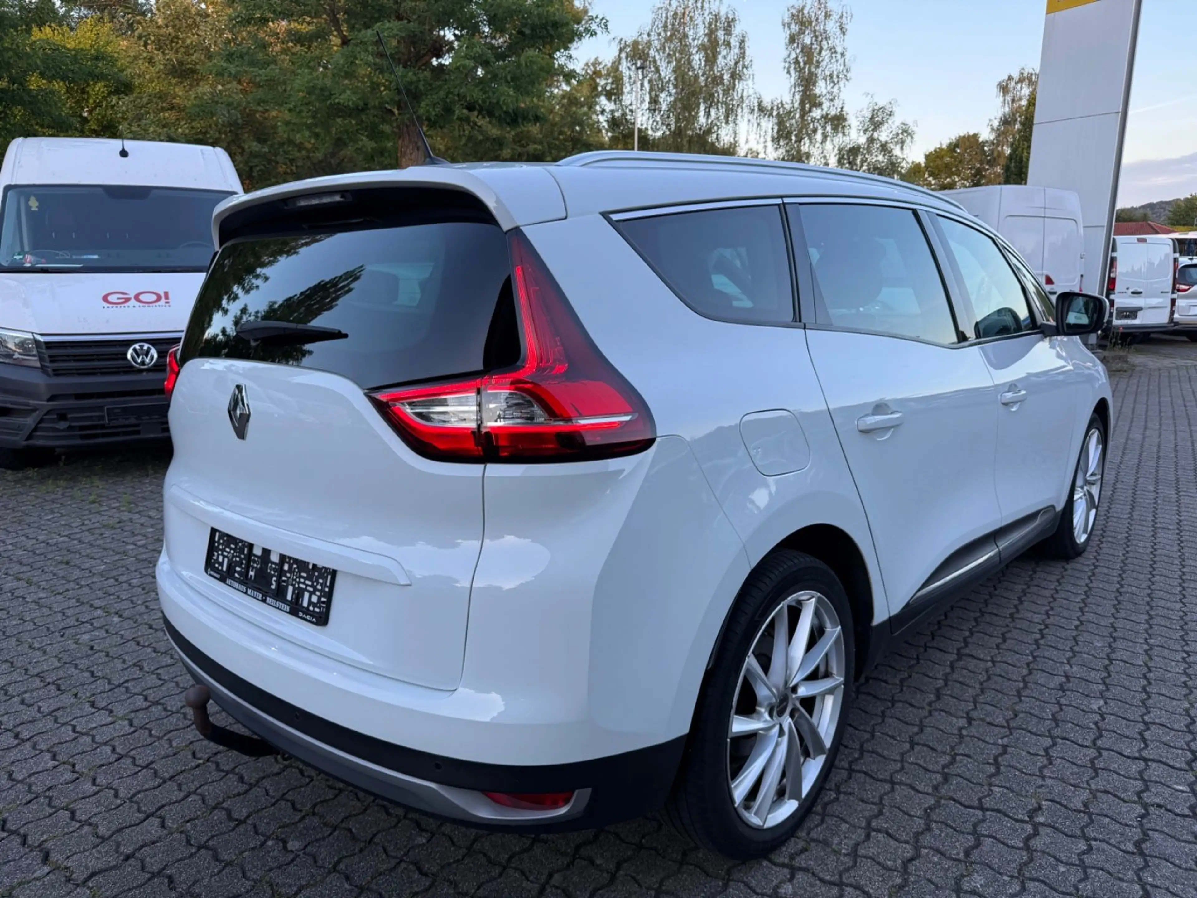Renault Grand Scenic IV Business Edition*AUT*NAVI*LED* — photo 6