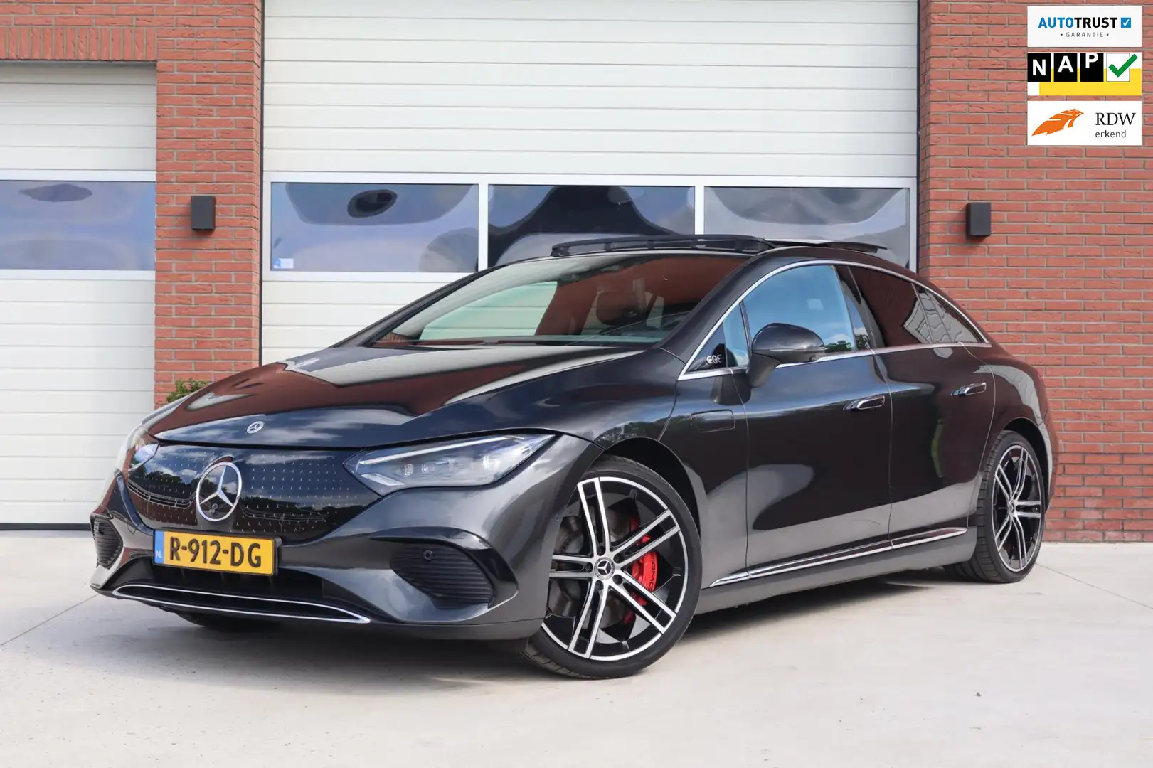 Mercedes-Benz EQE 350 350+ Launch Edition Luxury Line 91 kWh Long range Grijs - 1