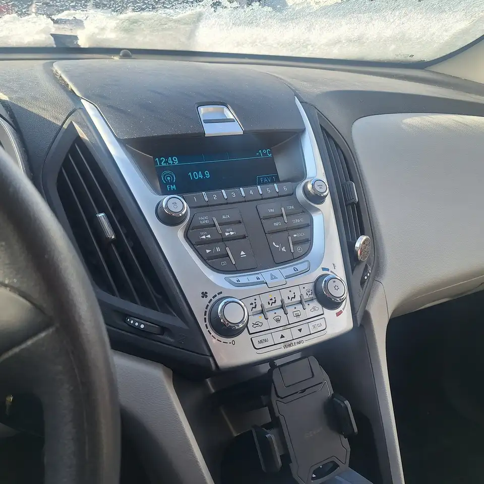 Chevrolet Equinox снимка Chevrolet Equinox