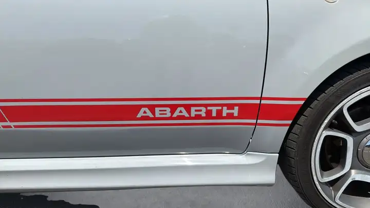 Abarth 500 1.4 T-Jet Secuencial 2016, foto 22