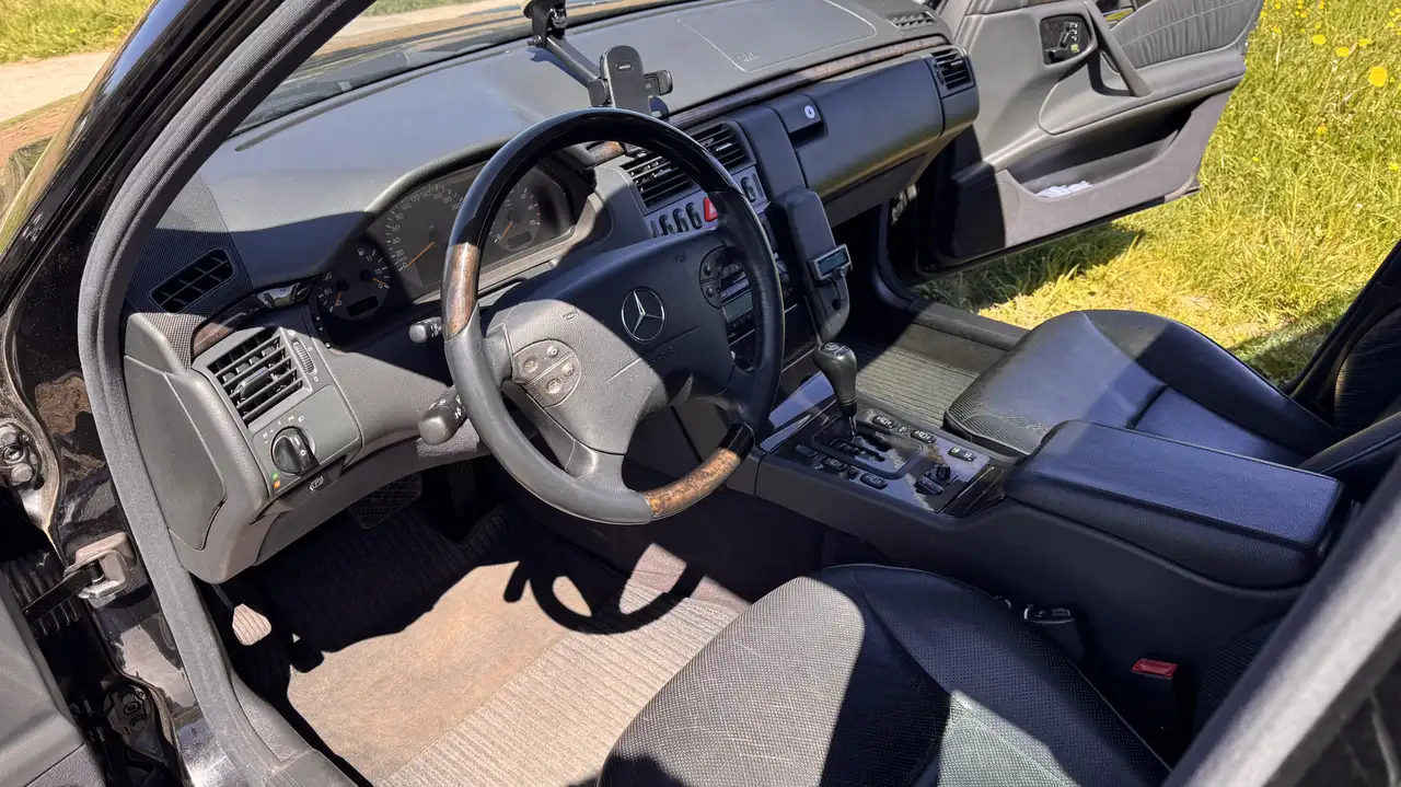 Mercedes-Benz E 430 Avantgarde, foto 10