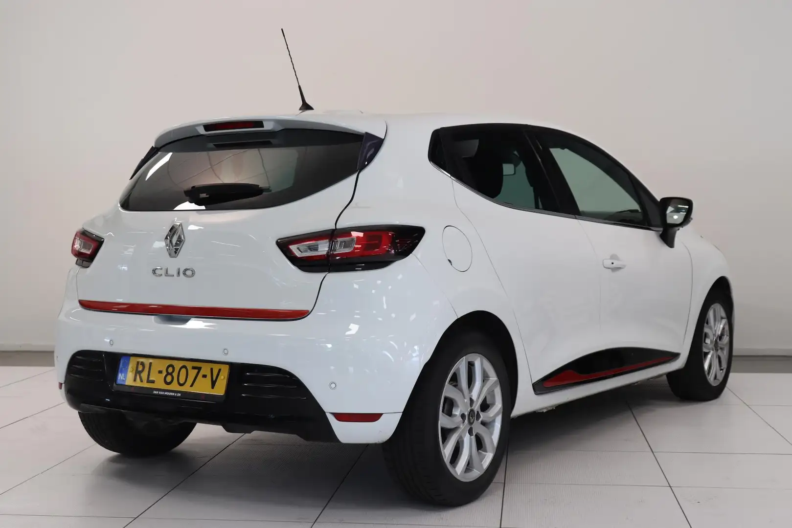 Renault Clio 0.9 TCe Intens | Climate control | Parkeersensor | Wit - 2