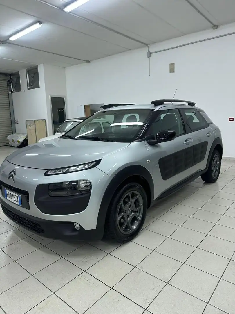 Citroen C4 Cactus 1.6 e-HDi 92 ETG6 Shine Gris - 1