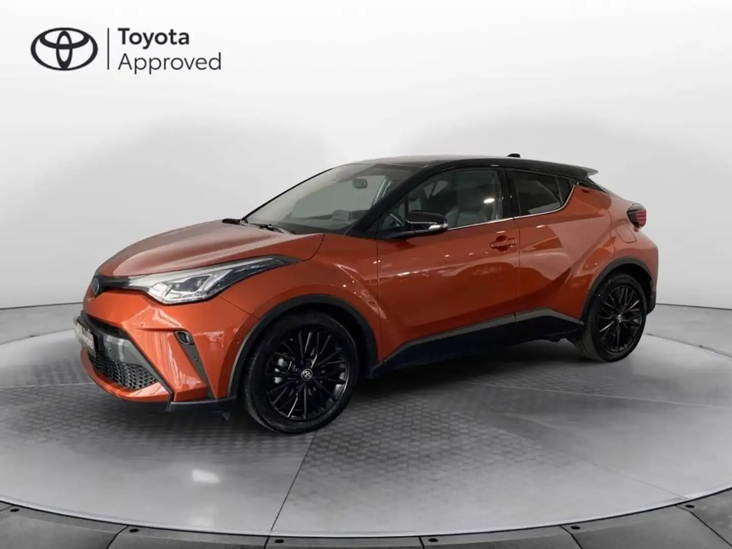 Toyota C-HR 2.0h Premiere e-cvt Arancione - 1