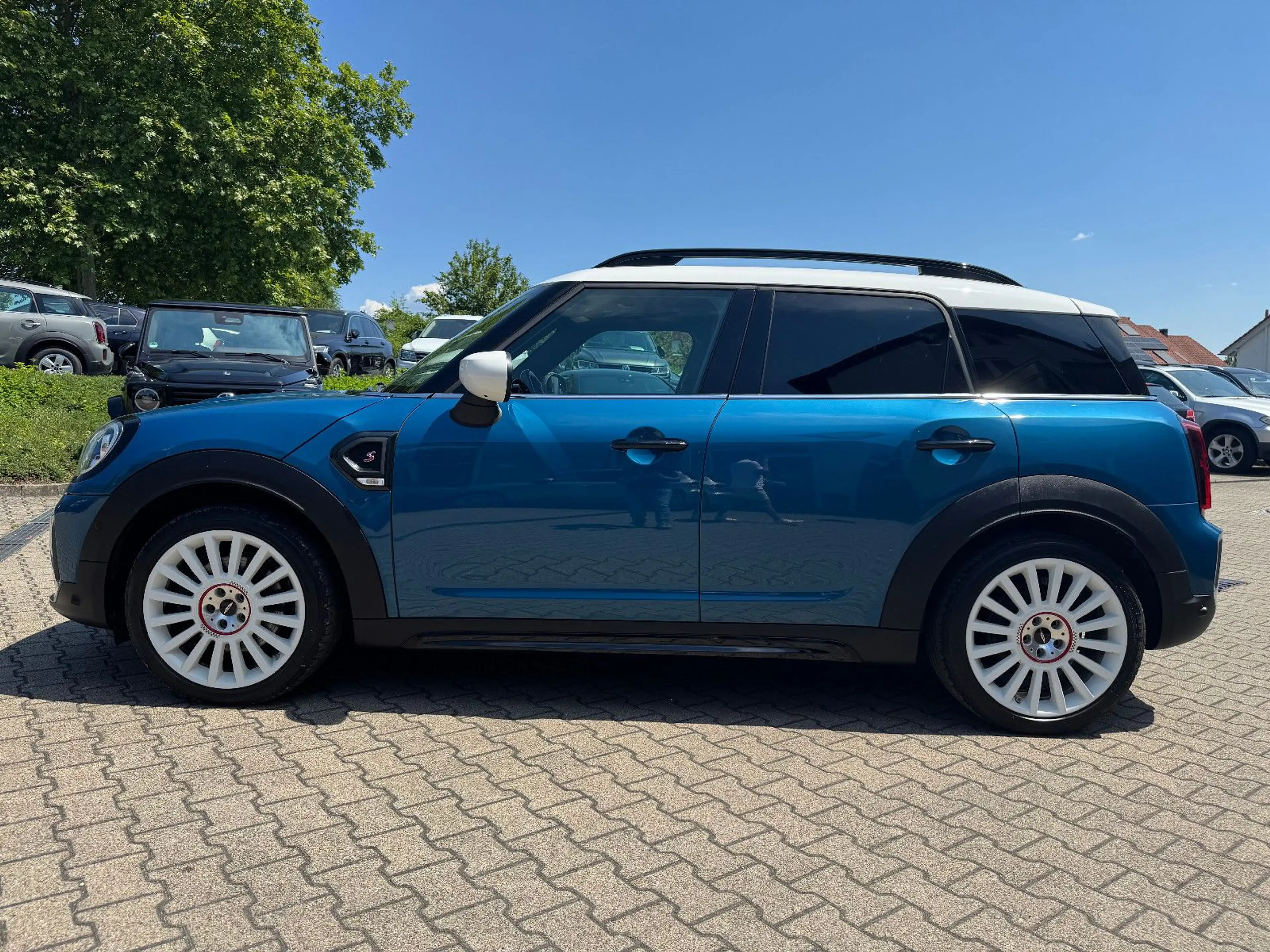 MINI Cooper SD COOPER SD Countryman Aut/All 4/Navi/Pano/Kam/EU6 — photo 3